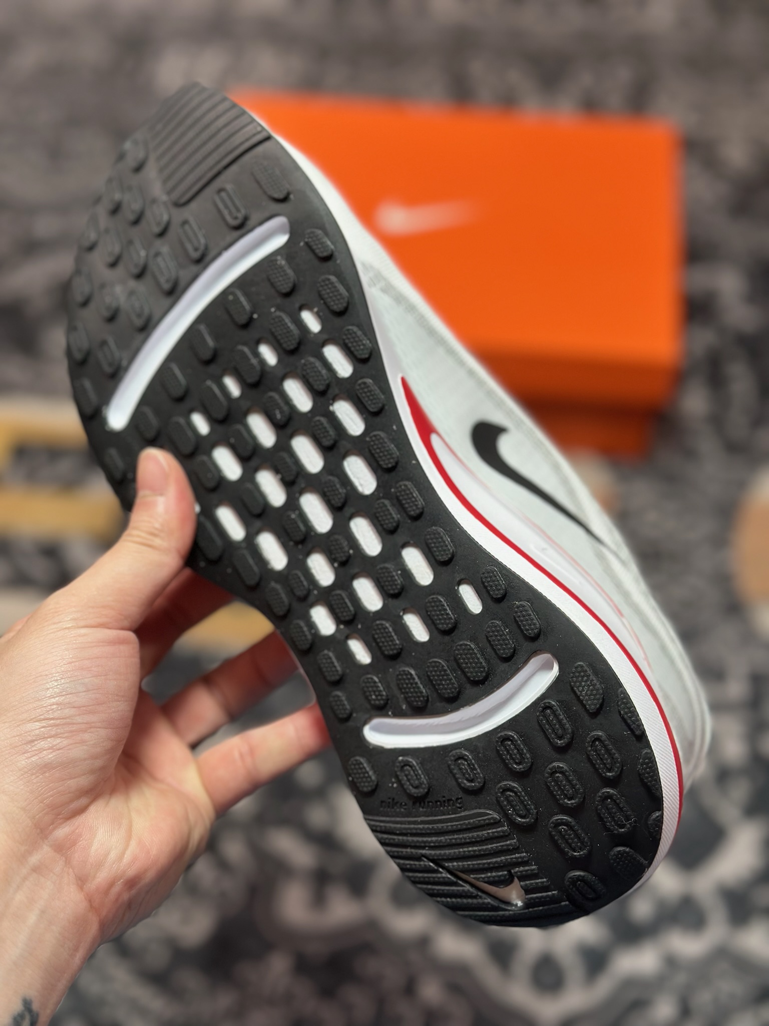 原厂级别 NK Journey Run 舒适简约轻质缓震休闲运动跑步鞋  FN0228-103