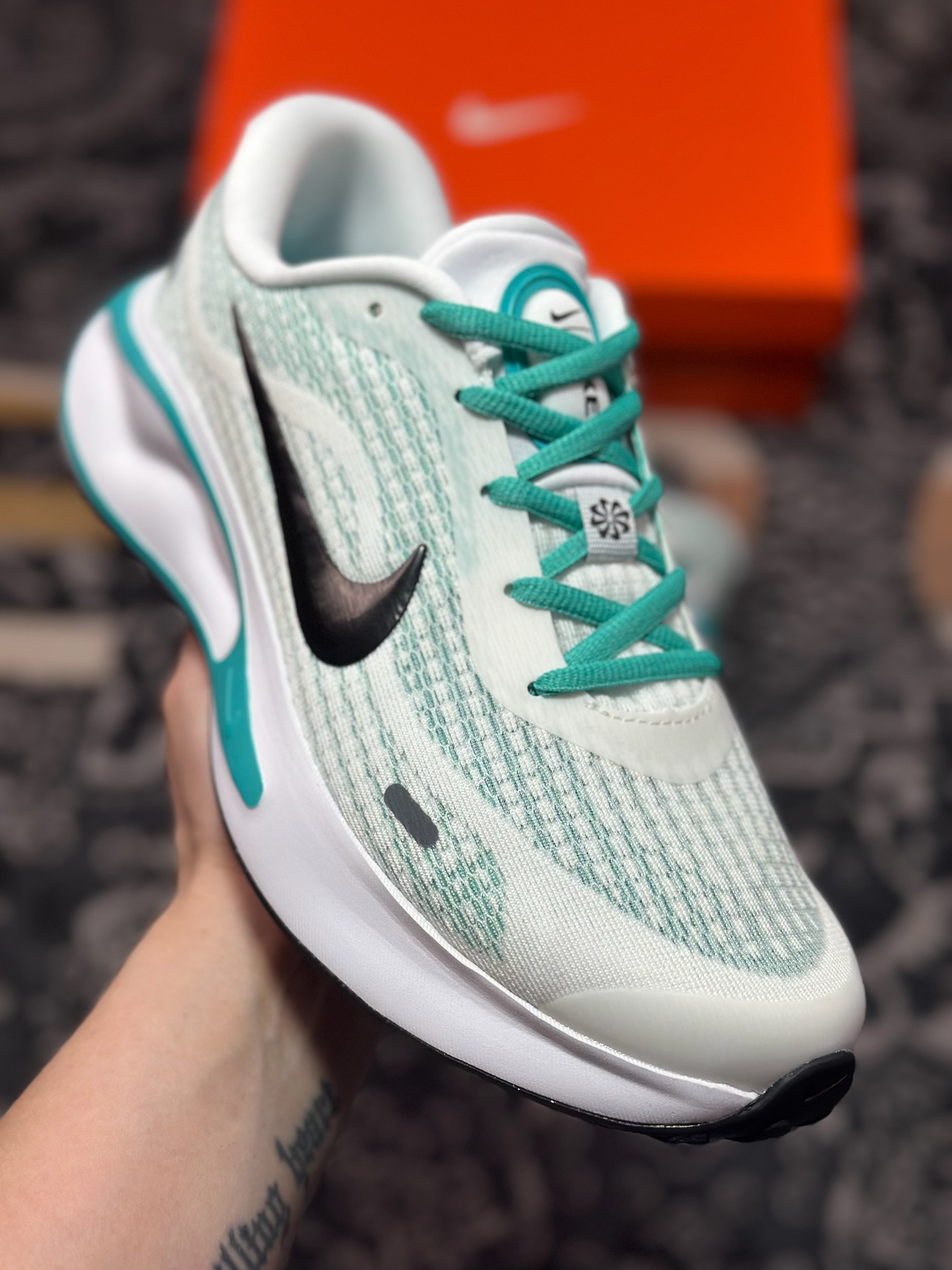 原厂级别 NK Journey Run 舒适简约轻质缓震休闲运动跑步鞋 FN0228-105-Chinese UA Cheap High Quatity Brand Clothes Bags handbags Sneakers wholesale wholesaler seller from China Factory suppliers Fashion Clothing Shoes best Quality Beautiful Price 原厂级别 NK Journey Run 舒适简约轻质缓震休闲运动跑步鞋 FN0228-105