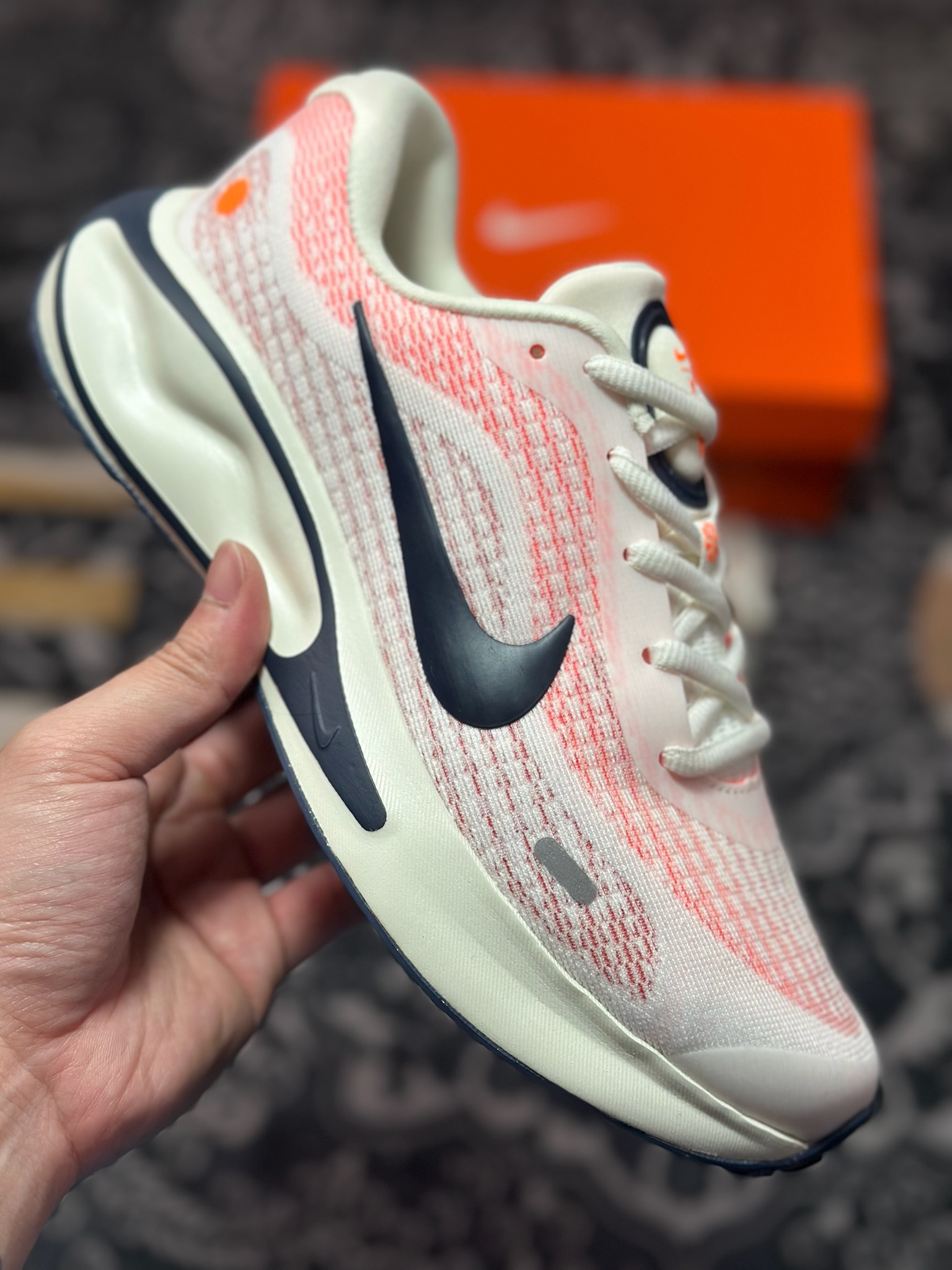 原厂级别 NK Journey Run 舒适简约轻质缓震休闲运动跑步鞋 FN0228-100