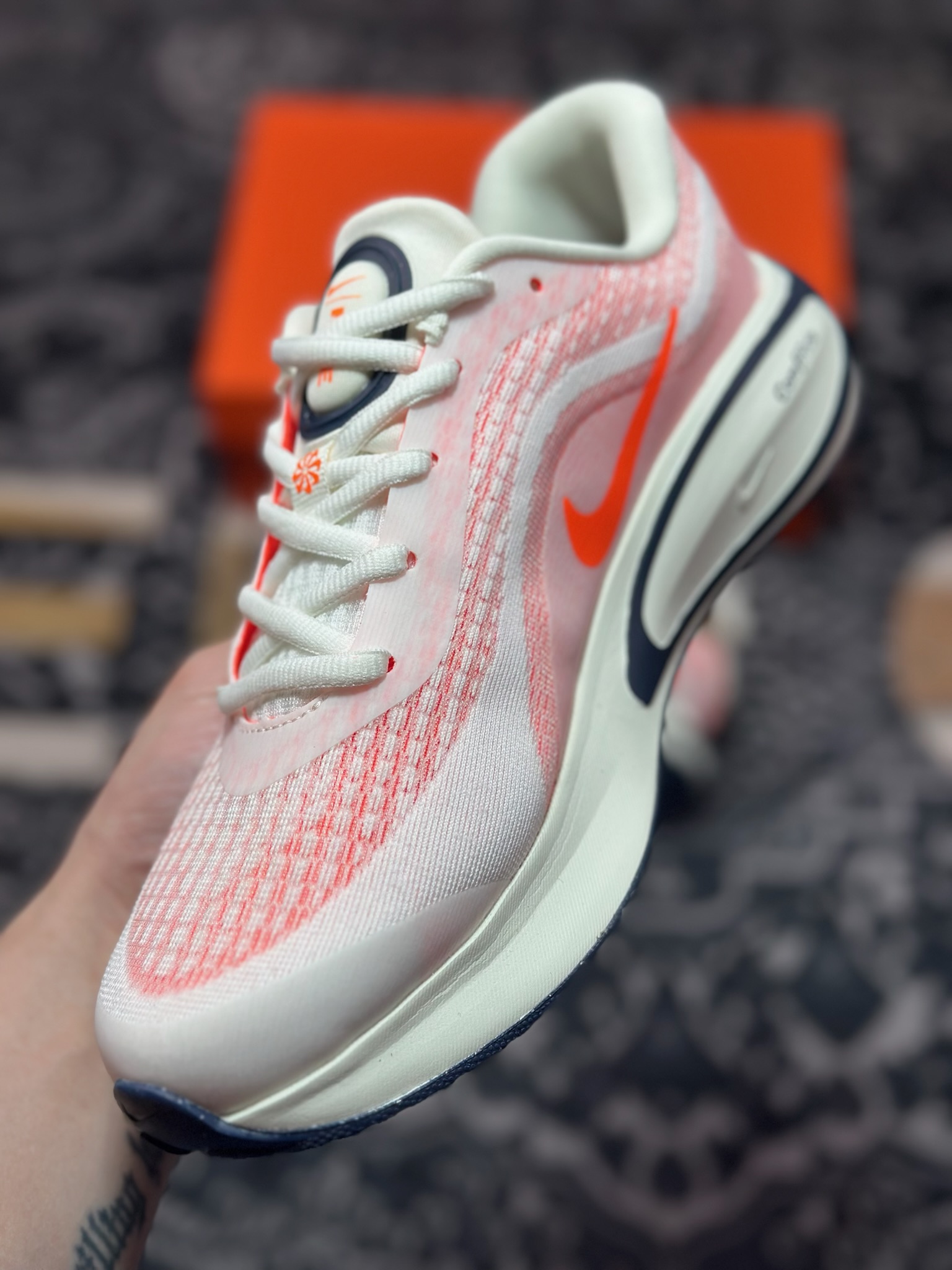 原厂级别 NK Journey Run 舒适简约轻质缓震休闲运动跑步鞋 FN0228-100