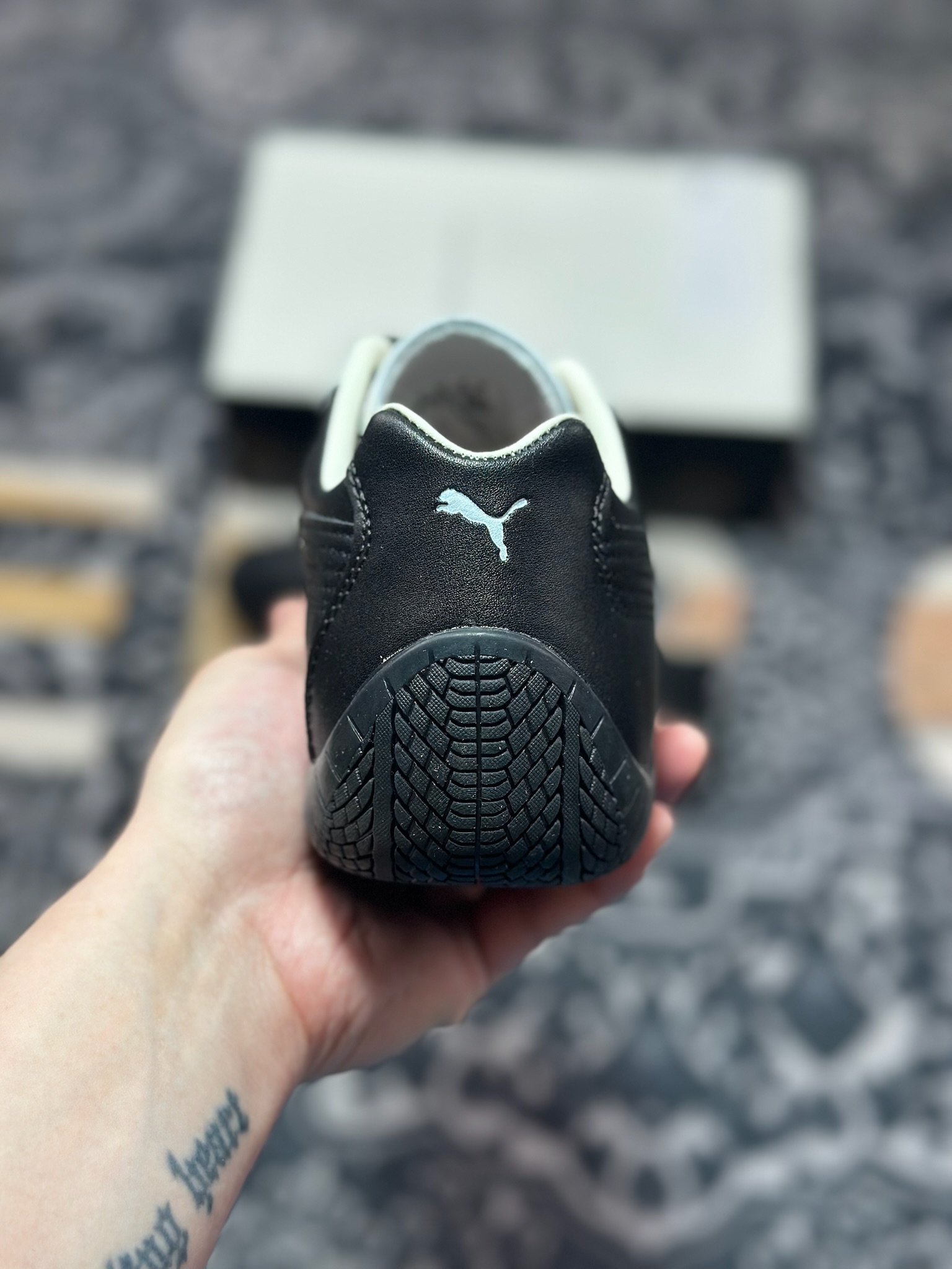 原装级别 PUMA Speedcat OG 百搭单品 彪马 PUMA Speedcat OG 舒适运动 防滑轻便 低帮 生活休闲鞋 404267-02-Chinese UA Cheap High Quatity Brand Clothes Bags handbags Sneakers wholesale wholesaler seller from China Factory suppliers Fashion Clothing Shoes best Quality Beautiful Price 原装级别 PUMA Speedcat OG 百搭单品 彪马 PUMA Speedcat OG 舒适运动 防滑轻便 低帮 生活休闲鞋 404267-02