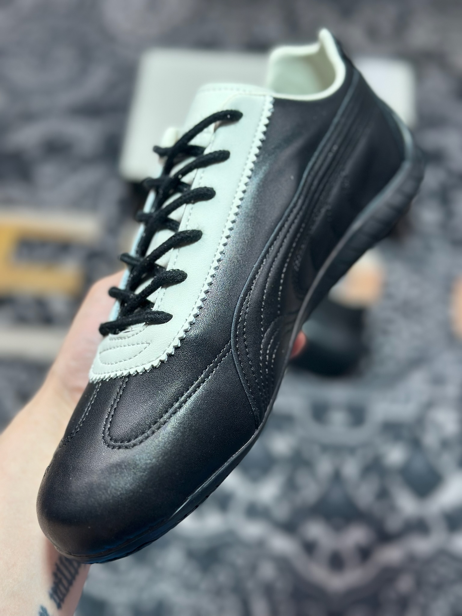 原装级别 PUMA Speedcat OG 百搭单品 彪马 PUMA Speedcat OG 舒适运动 防滑轻便 低帮 生活休闲鞋 404267-02-Chinese UA Cheap High Quatity Brand Clothes Bags handbags Sneakers wholesale wholesaler seller from China Factory suppliers Fashion Clothing Shoes best Quality Beautiful Price 原装级别 PUMA Speedcat OG 百搭单品 彪马 PUMA Speedcat OG 舒适运动 防滑轻便 低帮 生活休闲鞋 404267-02