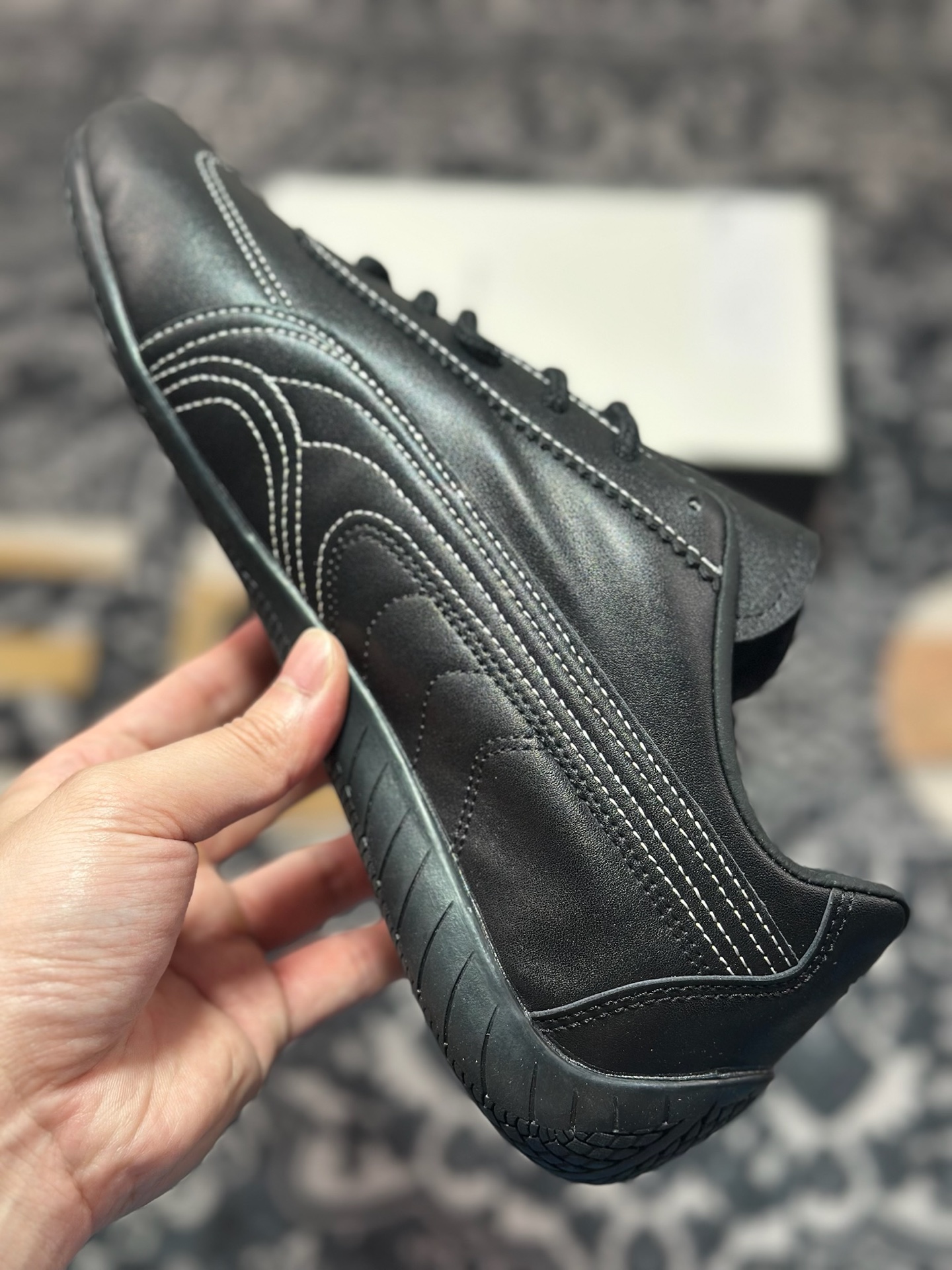 原装级别 PUMA Speedcat OG 百搭单品 彪马 PUMA Speedcat OG 舒适运动 防滑轻便 低帮 生活休闲鞋 404267-01-Chinese UA Cheap High Quatity Brand Clothes Bags handbags Sneakers wholesale wholesaler seller from China Factory suppliers Fashion Clothing Shoes best Quality Beautiful Price 原装级别 PUMA Speedcat OG 百搭单品 彪马 PUMA Speedcat OG 舒适运动 防滑轻便 低帮 生活休闲鞋 404267-01