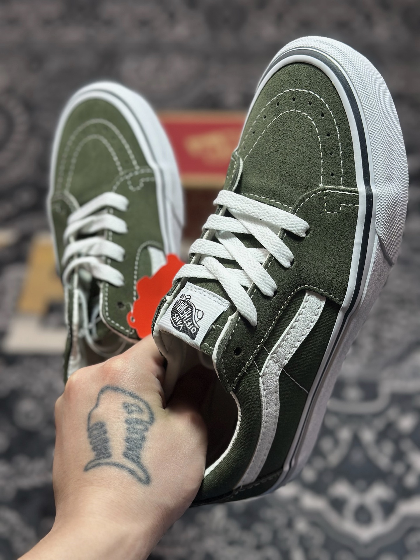 Vans SK8-Low 草绿色 全新一代 低帮硫化帆布鞋 VN0A4UUK0FI Vans SK8-Low 草绿色 全新一代 低帮硫化帆布鞋 VN0A4UUK0FI