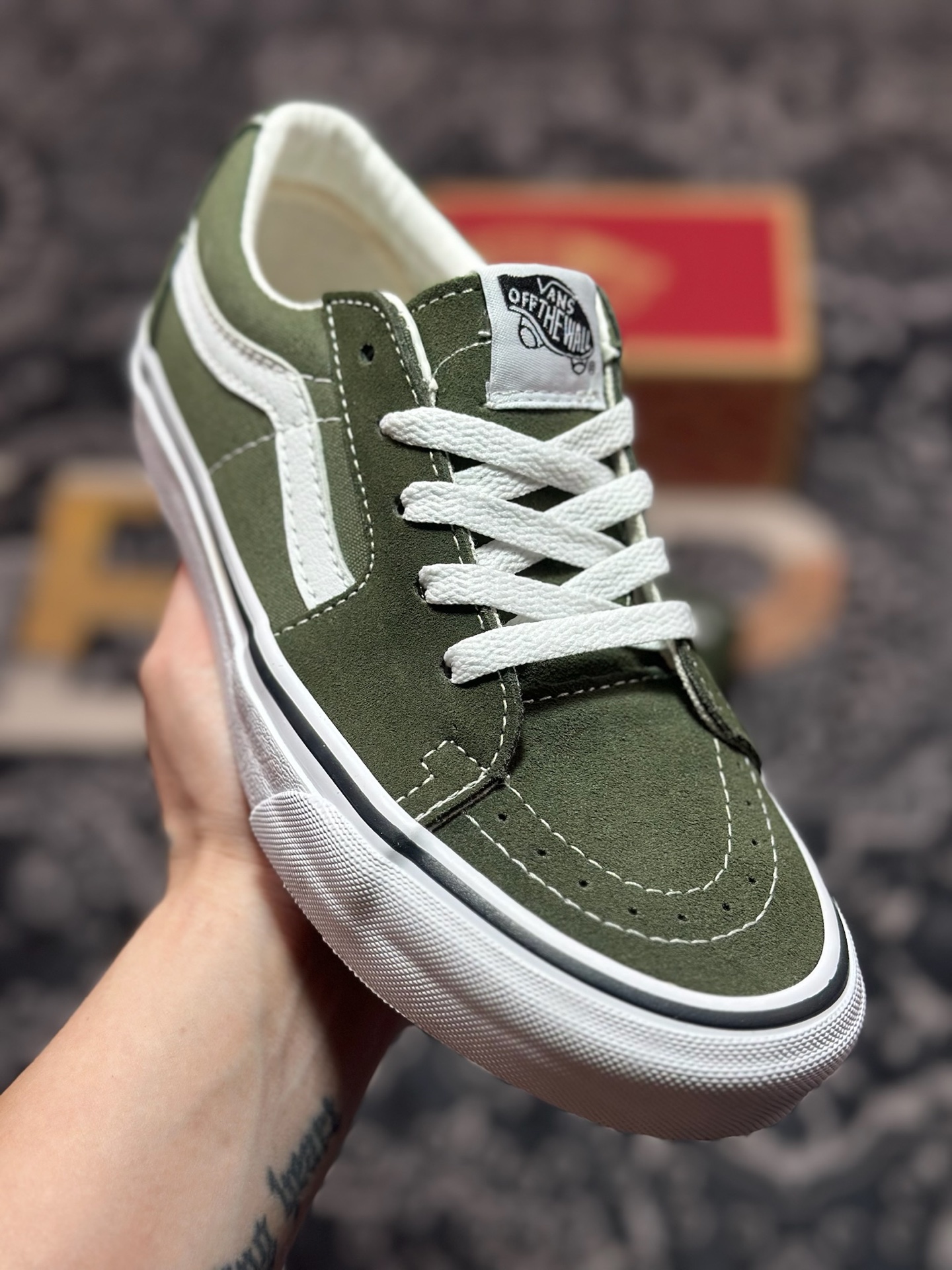 Vans SK8-Low 草绿色 全新一代 低帮硫化帆布鞋 VN0A4UUK0FI Vans SK8-Low 草绿色 全新一代 低帮硫化帆布鞋 VN0A4UUK0FI