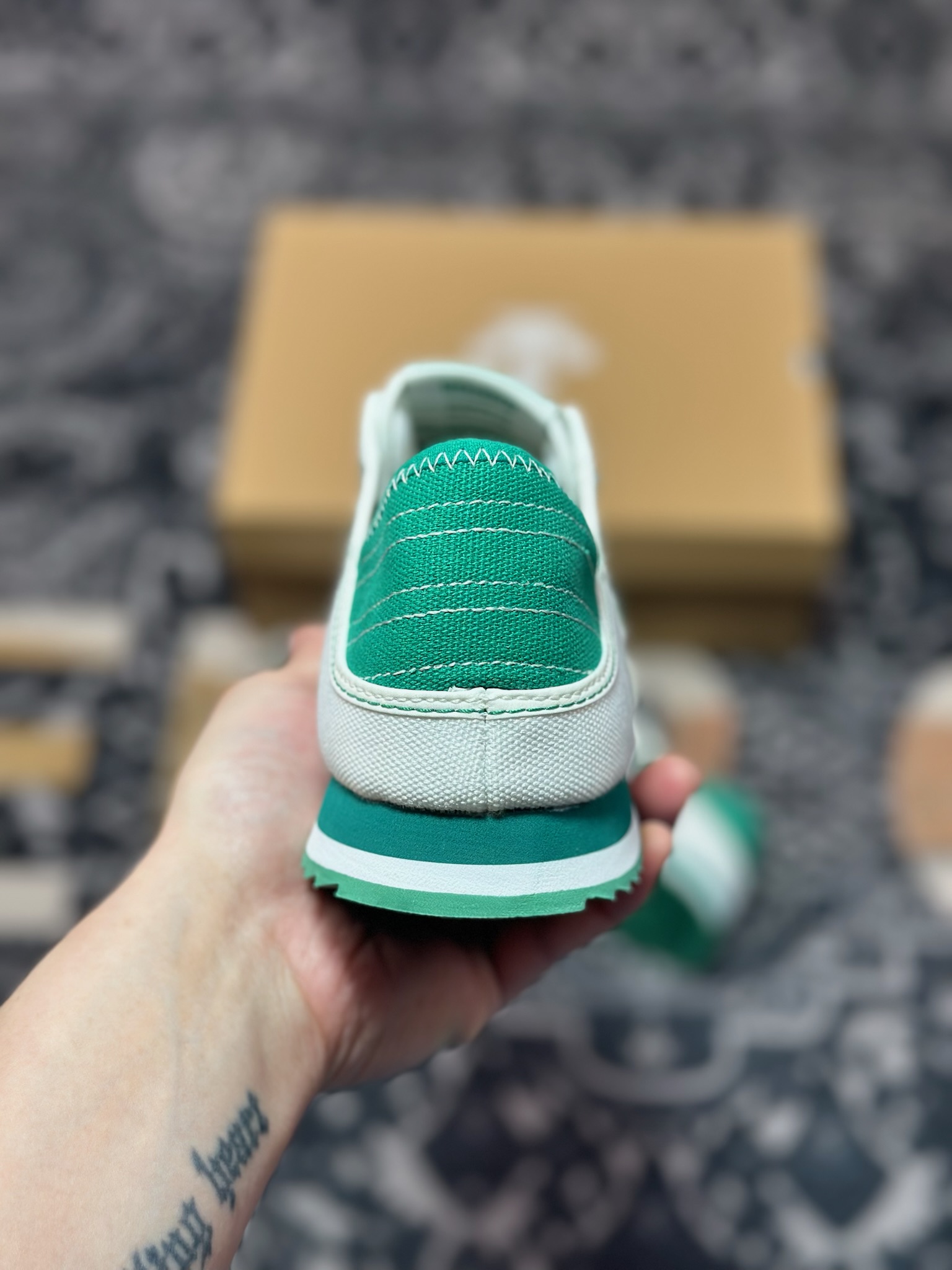 0 原装级别 DESCENTE Sport Style Chron Racer迪桑特舒适百搭防滑耐磨低帮生活休闲鞋