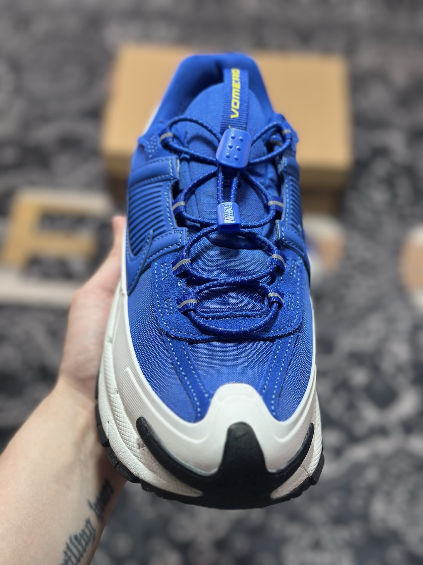 Nike Zoom Vomero 5 Roam”Racer Blue”佛莫罗5代徒步版系列经典复古增高厚底休闲运动慢跑鞋“白赛车蓝”FV2295-400