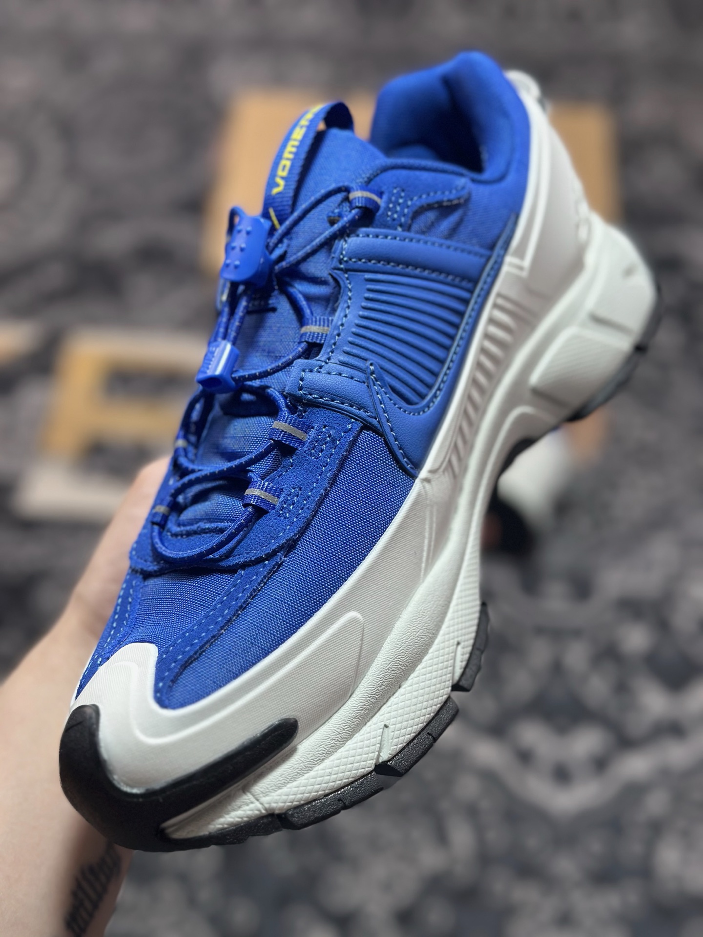 Nike Zoom Vomero 5 Roam”Racer Blue”佛莫罗5代徒步版系列经典复古增高厚底休闲运动慢跑鞋“白赛车蓝”FV2295-400