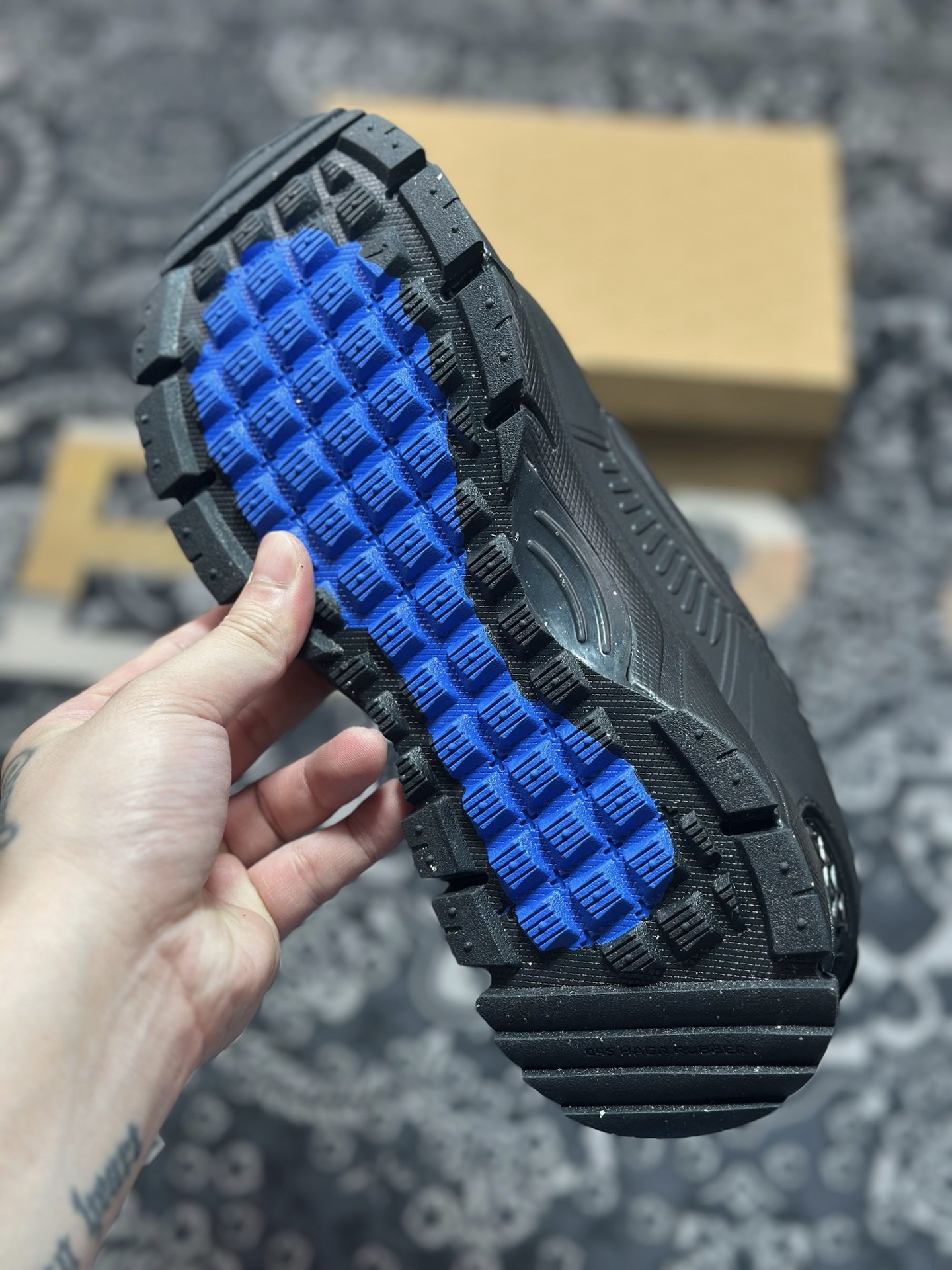 Nike Zoom Vomero 5 Roam佛莫罗5代徒步版系列经典复古增高厚底休闲运动慢跑鞋“全黑”FV2295-002