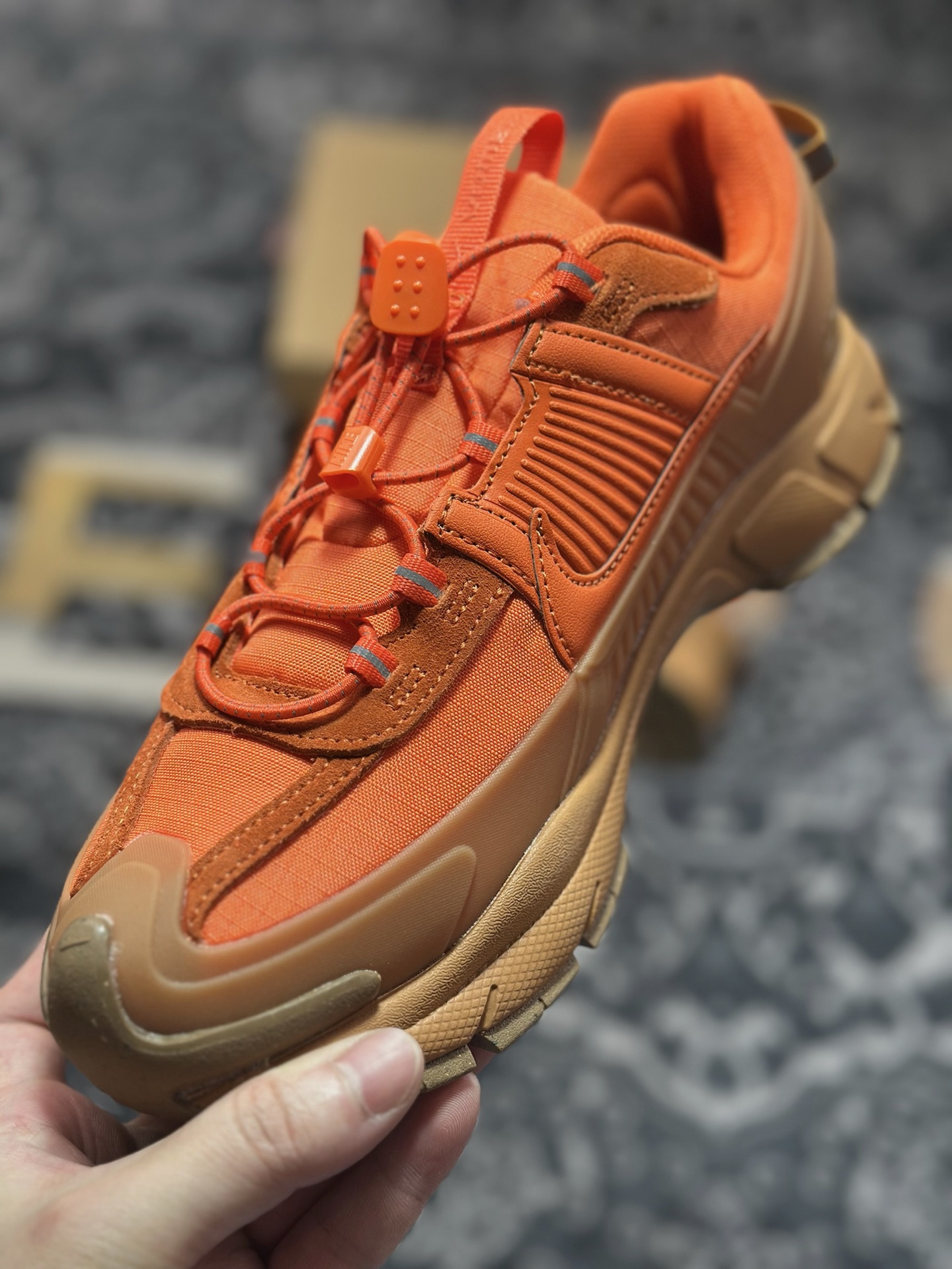 Nike Zoom Vomero 5 Roam佛莫罗5代徒步版系列经典复古增高厚底休闲运动慢跑鞋“卡其橙”FV2295-800 Nike Zoom Vomero 5 Roam佛莫罗5代徒步版系列经典复古增高厚底休闲运动慢跑鞋“卡其橙”FV2295-800