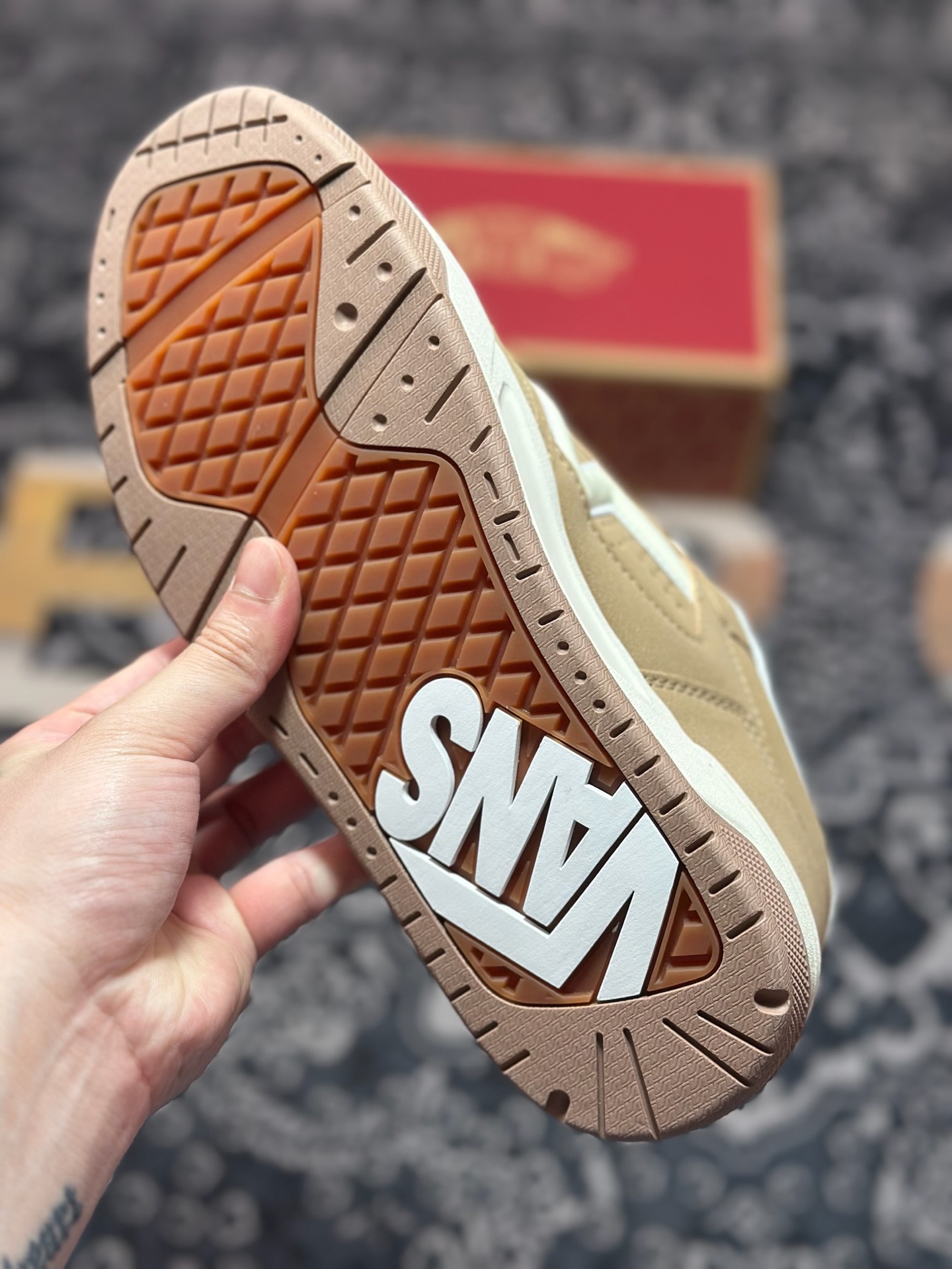 Vans Upland CL 棕色 范斯官方 美式复古休闲运动鞋  VN000D1HE2V