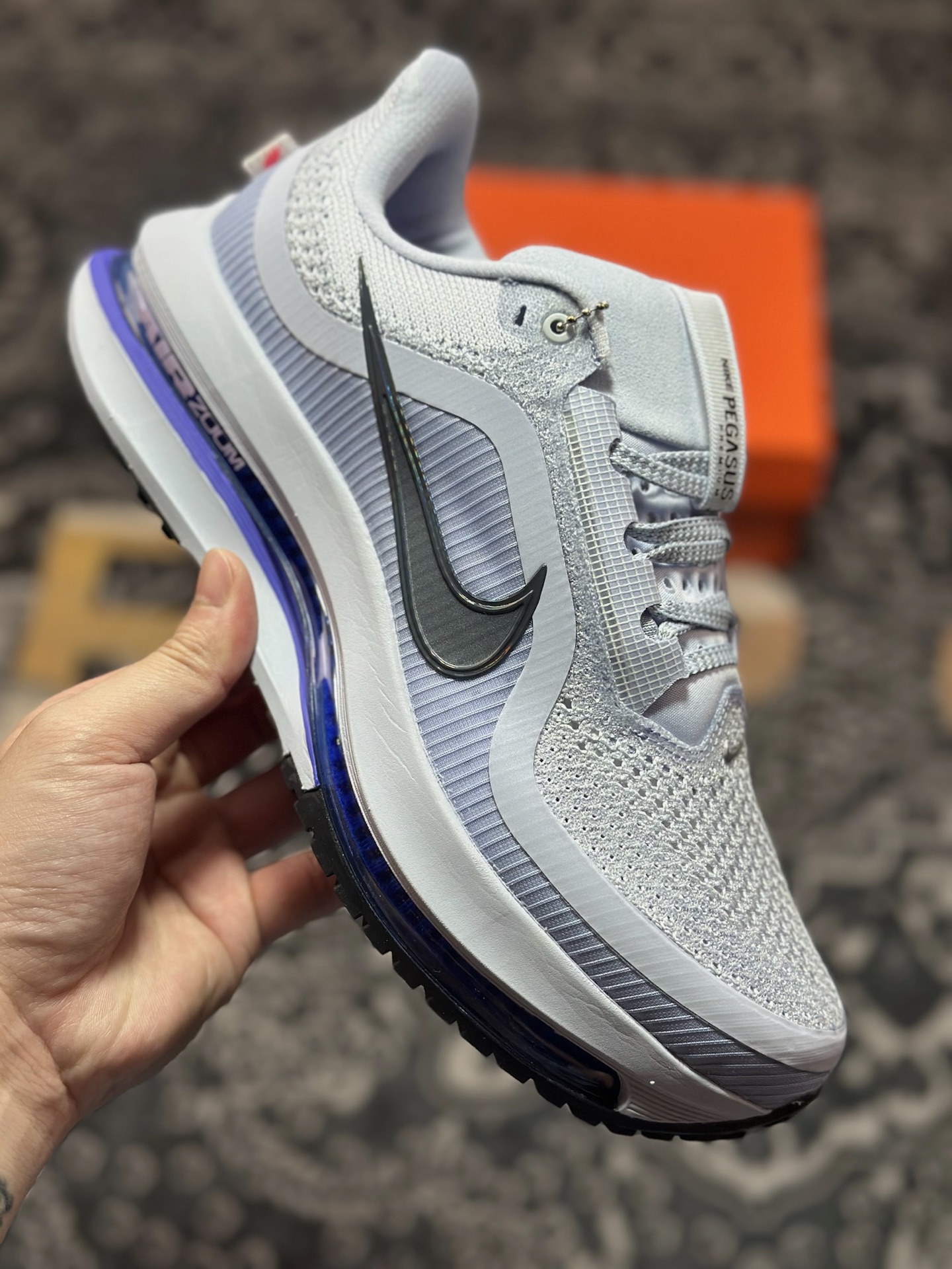优选 原装级别 NIKE PEGASUS PREMIUM耐克飞马公路跑步鞋 HQ2592-004-Chinese UA Cheap High Quatity Brand Clothes Bags handbags Sneakers wholesale wholesaler seller from China Factory suppliers Fashion Clothing Shoes best Quality Beautiful Price 优选 原装级别 NIKE PEGASUS PREMIUM耐克飞马公路跑步鞋 HQ2592-004