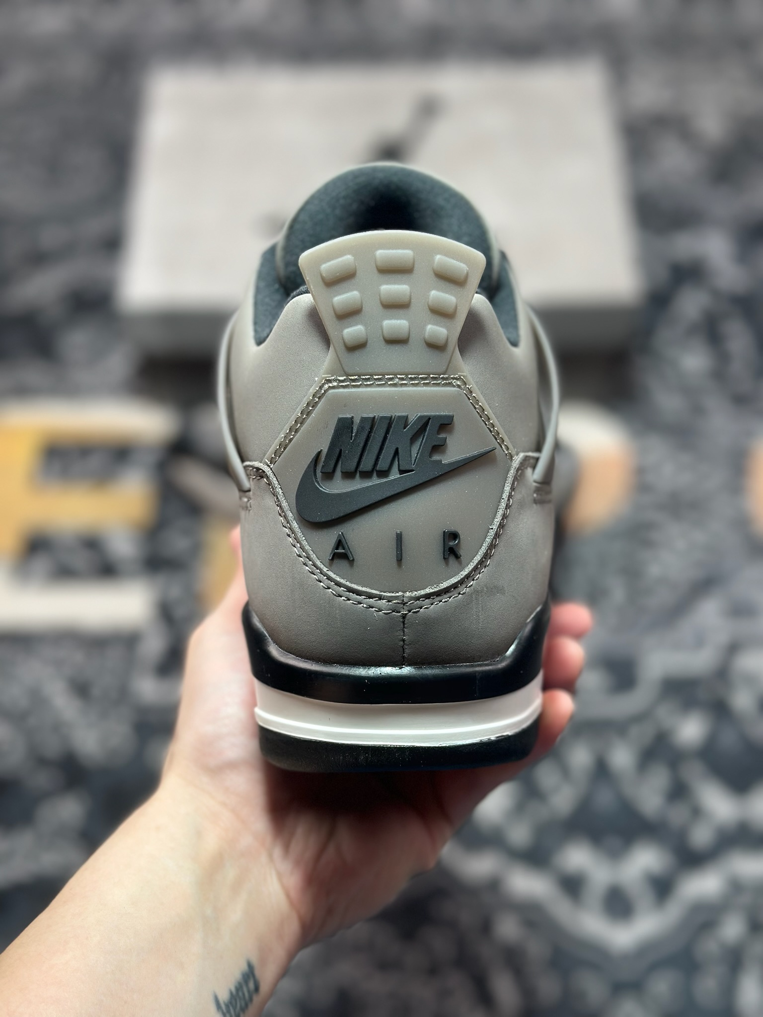 原装级别 外贸批次 Jordan Air Ship “Cave Stone”棕色 FV5029-200-Chinese UA Cheap High Quatity Brand Clothes Bags handbags Sneakers wholesale wholesaler seller from China Factory suppliers Fashion Clothing Shoes best Quality Beautiful Price 原装级别 外贸批次 Jordan Air Ship “Cave Stone”棕色 FV5029-200