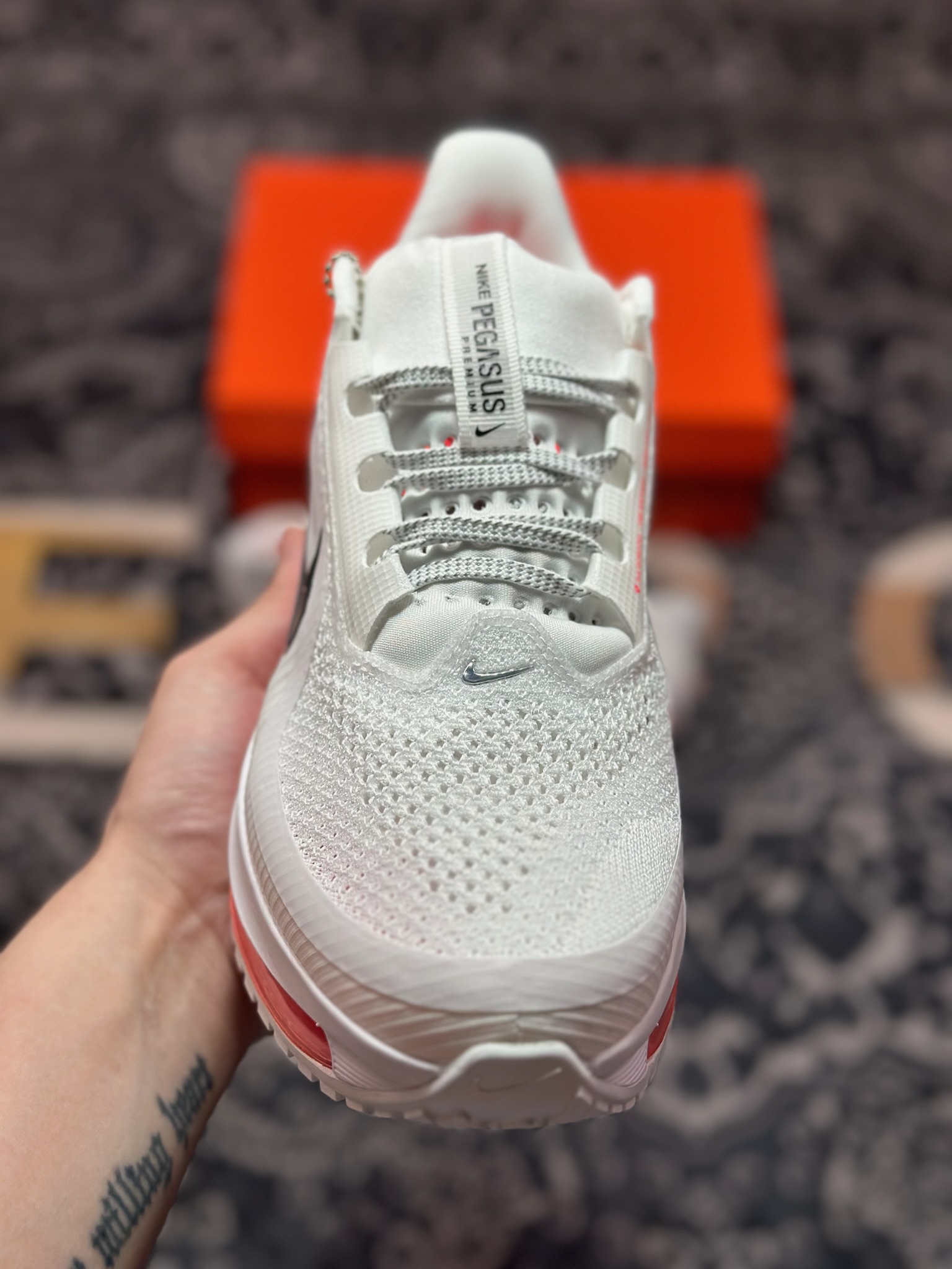 优选 原装级别 NIKE PEGASUS PREMIUM耐克飞马公路跑步鞋  HQ2592-101