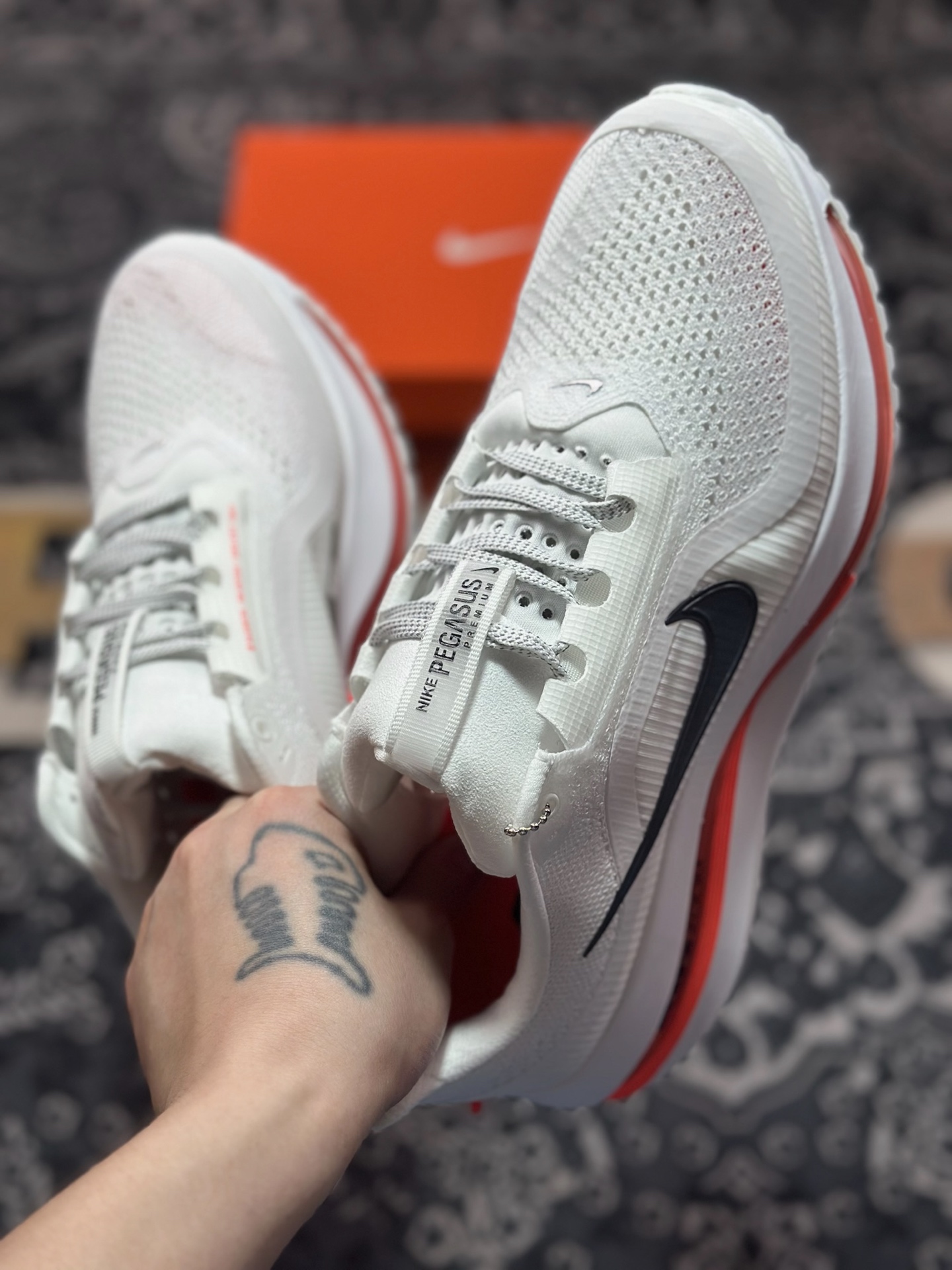 优选 原装级别 NIKE PEGASUS PREMIUM耐克飞马公路跑步鞋  HQ2592-101