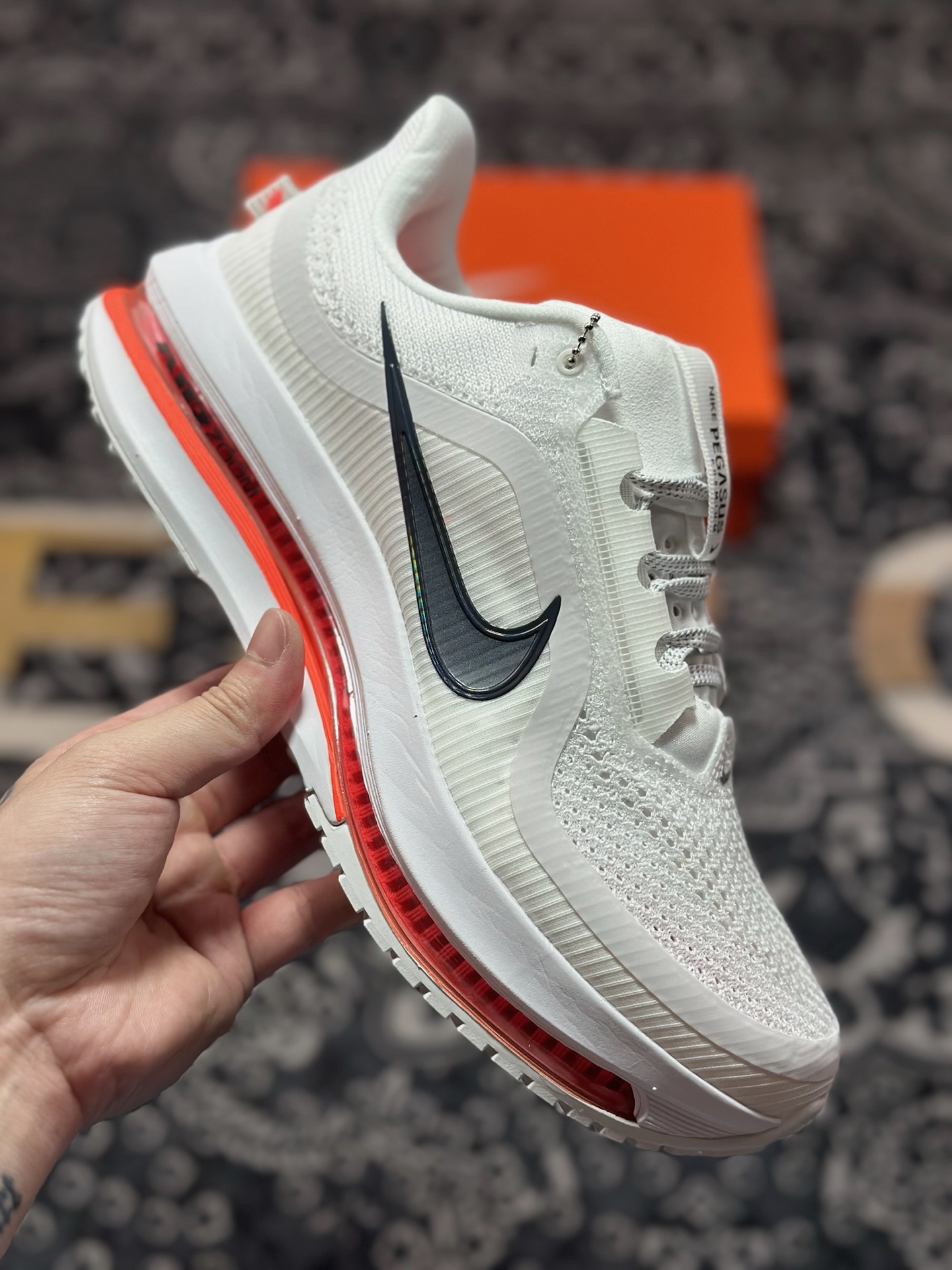优选 原装级别 NIKE PEGASUS PREMIUM耐克飞马公路跑步鞋  HQ2592-101