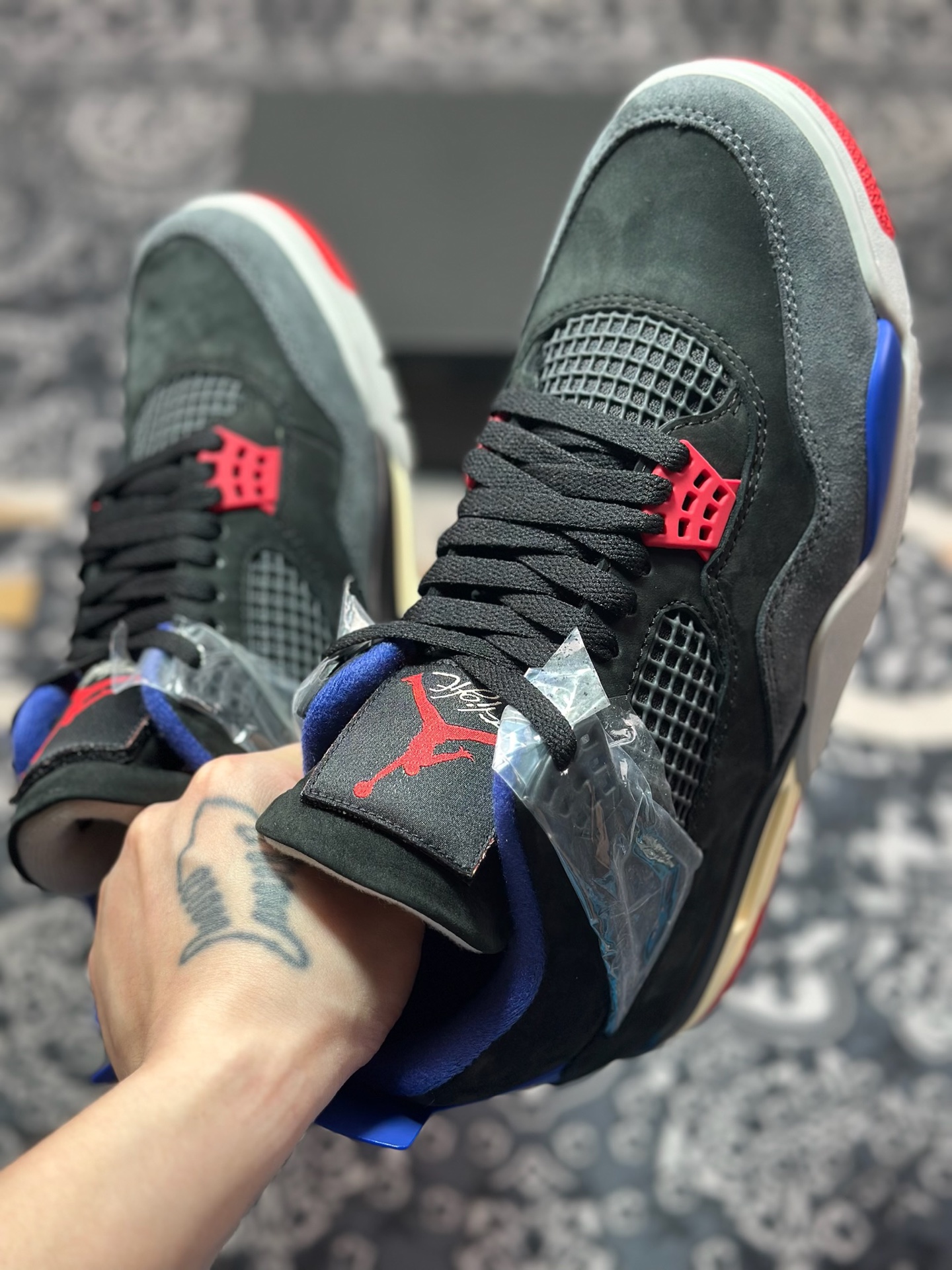 优选 原装级别 纯原版本 Air Jordan 4 Rare Air ”Laser” 黑灰 FV5029-003