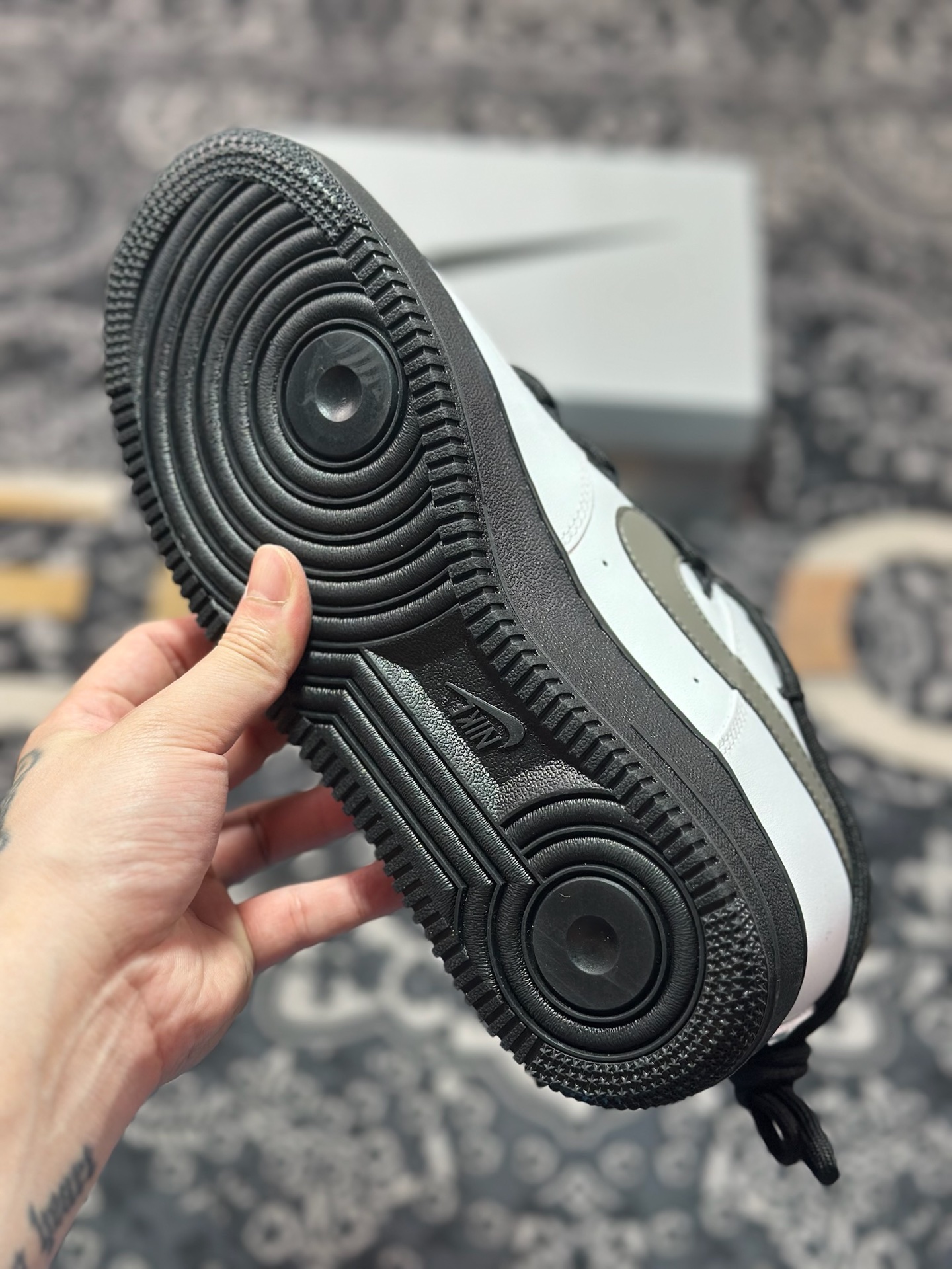 原装级别 Nike Air Force 1 Low 07 沙砾 皮革 奢香水榭 白武士 ZH0316-086