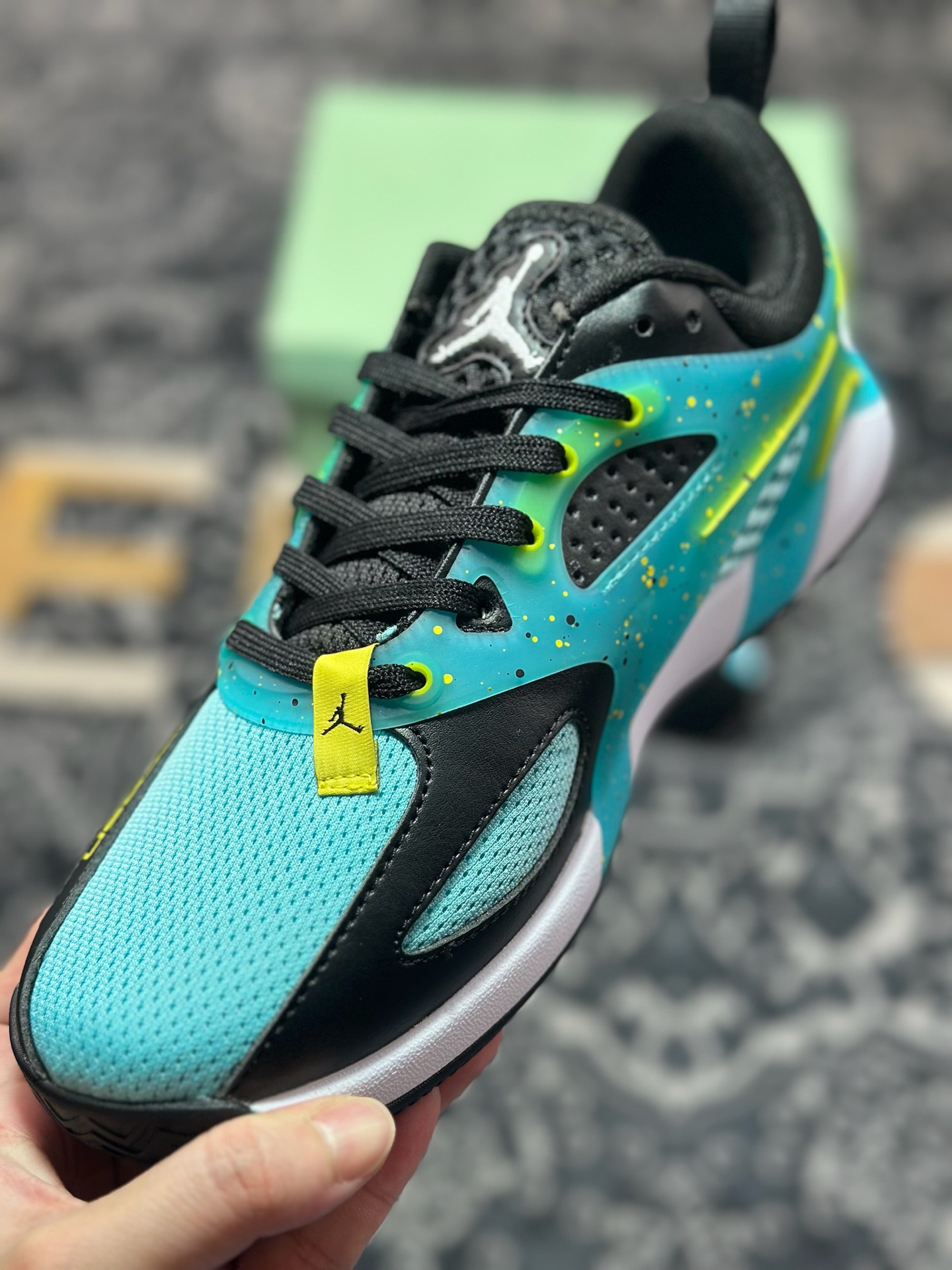 原装级别 Jordan Heir系列 Seattle Rotary 柔软舒适 防滑耐磨 低帮 篮球鞋 男 蓝黑