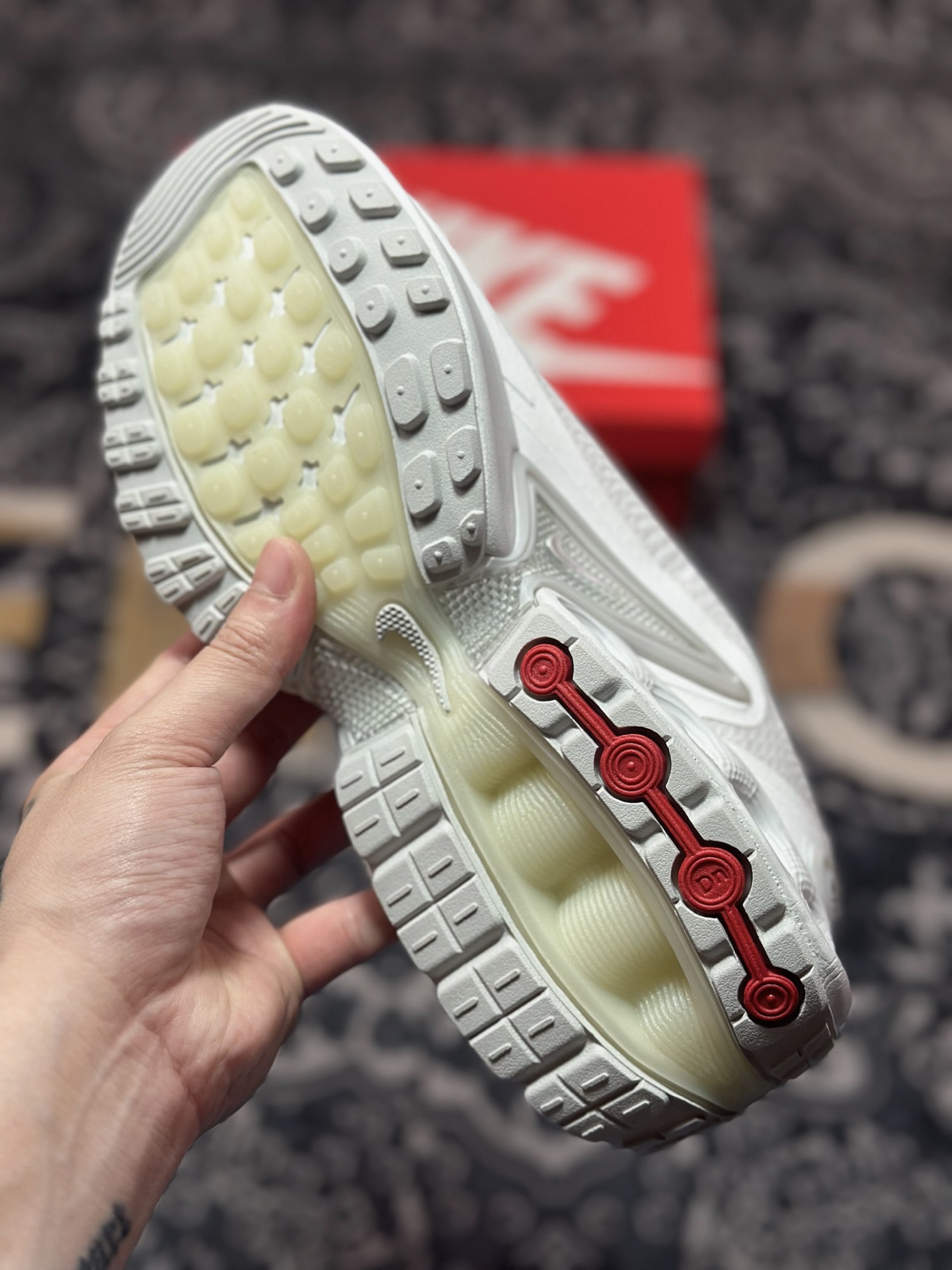 原装级别 NK Air Max Dn 气垫跑鞋 HQ0912-200-High Quatity Cheap Brand wholesale wholesaler seller Clothes Bags handbags Sneakers Top Fashion Clothing Shoes from China Factory Chinese suppliers best Quality Beautiful Price 原装级别 NK Air Max Dn 气垫跑鞋 HQ0912-200