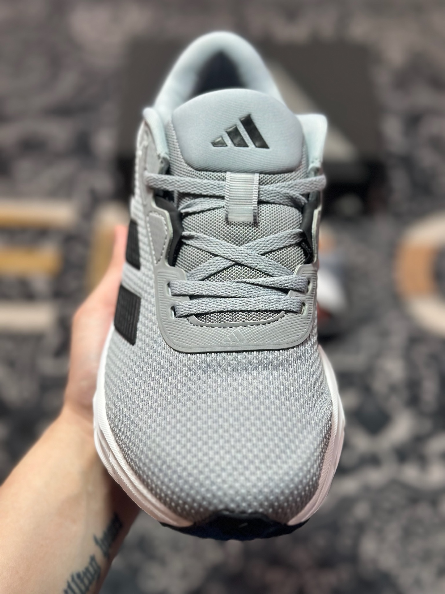 原装级别 adidas galaxy 7 GALAXY 7 舒适柔软防滑耐磨 低帮跑步鞋 ID8754-High Quatity Cheap Brand wholesale wholesaler seller Clothes Bags handbags Sneakers Top Fashion Clothing Shoes from China Factory Chinese suppliers best Quality Beautiful Price 原装级别 adidas galaxy 7 GALAXY 7 舒适柔软防滑耐磨 低帮跑步鞋 ID8754