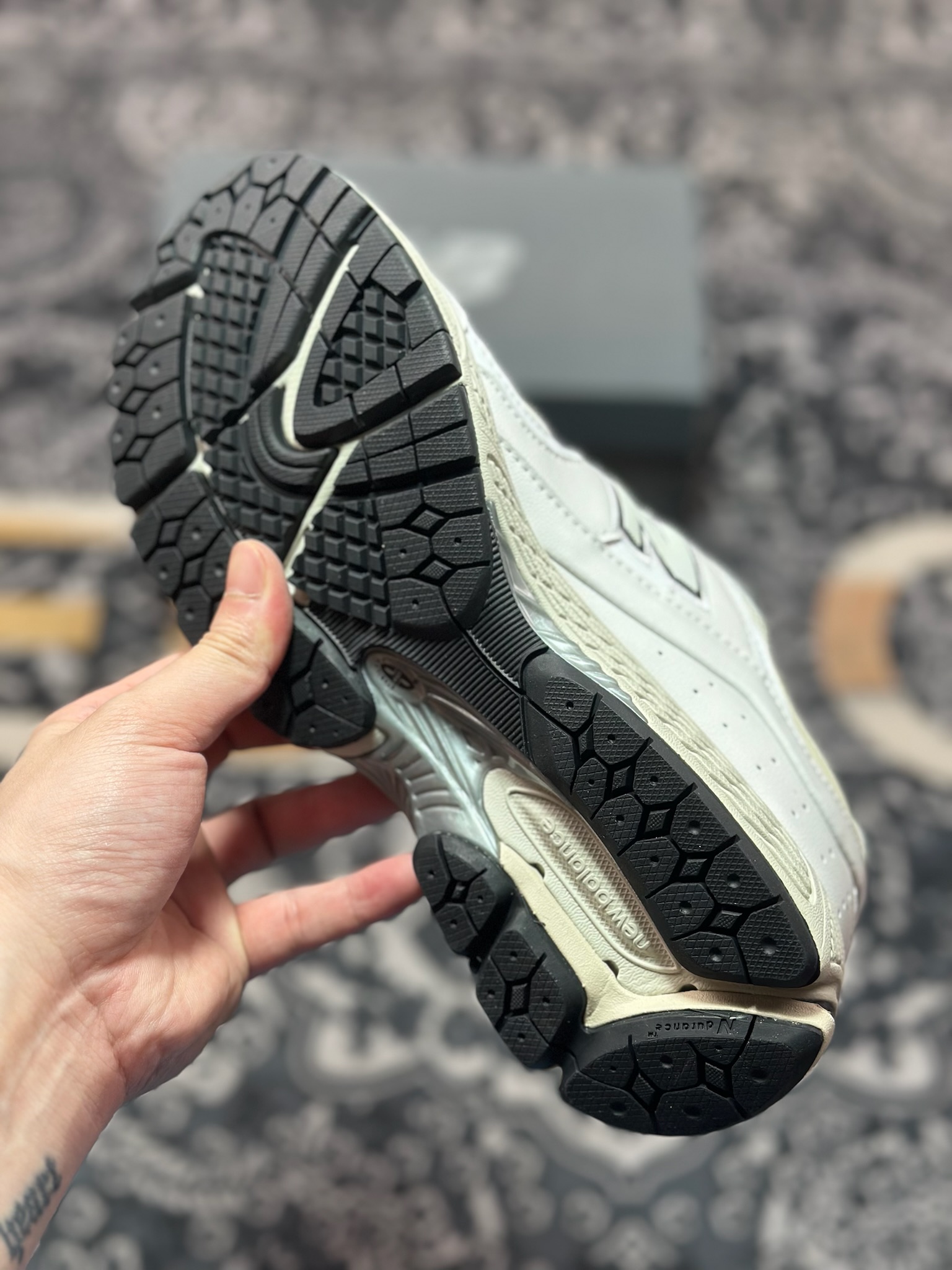 原装级别 New Balance M2002R NB新百伦潮流复古织物皮革减震防滑耐磨轻便低帮跑步鞋