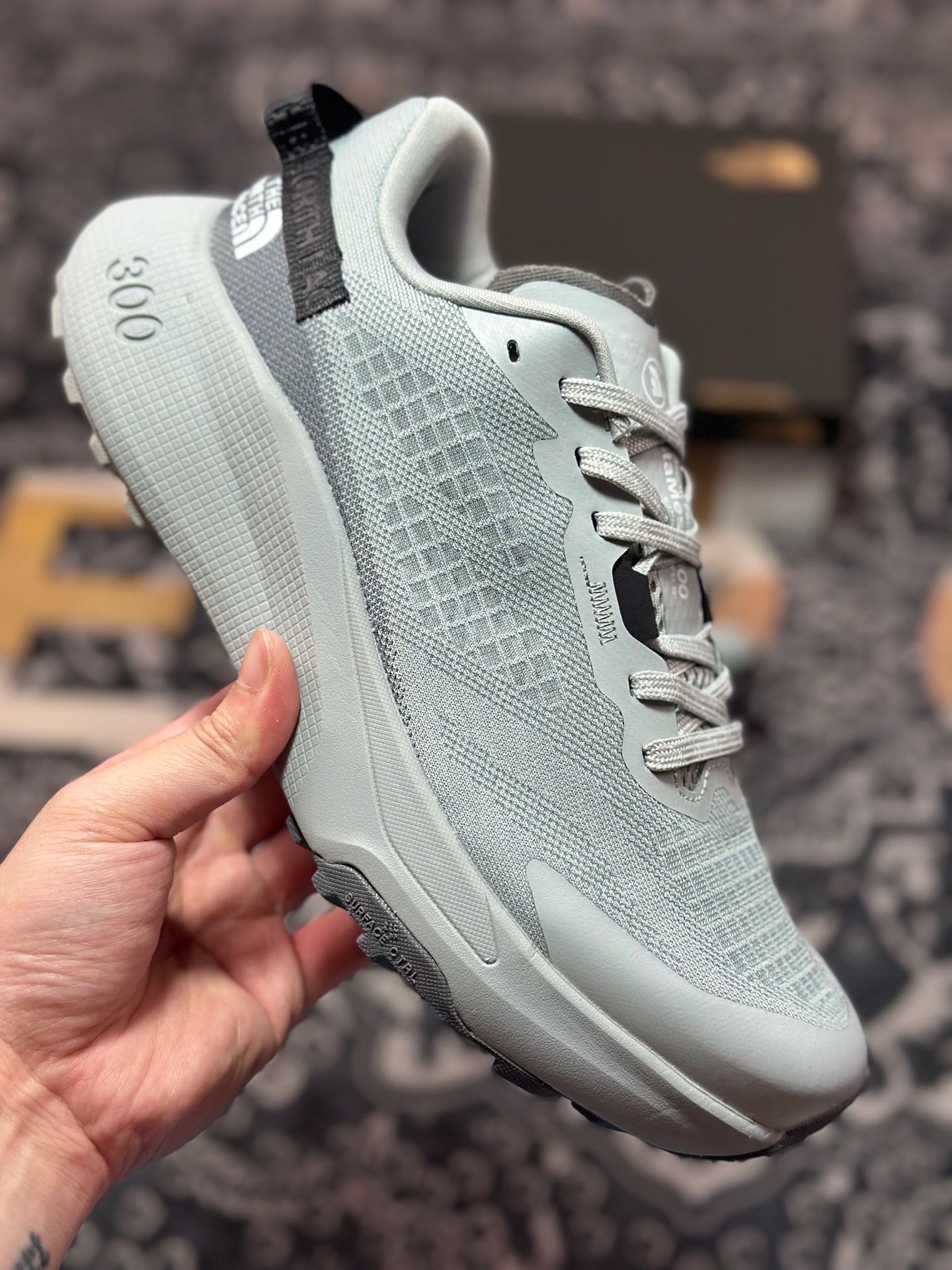 A9220 原装级别 北面/The North Face Altamesa 300 阿尔塔梅萨300系列仿泼水 低帮徒步户外风登山休闲运动鞋 NF0A8A9RV71-140-Chinese UA Cheap High Quatity Brand Clothes Bags handbags Sneakers wholesale wholesaler seller from China Factory suppliers Fashion Clothing Shoes best Quality Beautiful Price A9220 原装级别 北面/The North Face Altamesa 300 阿尔塔梅萨300系列仿泼水 低帮徒步户外风登山休闲运动鞋 NF0A8A9RV71-140