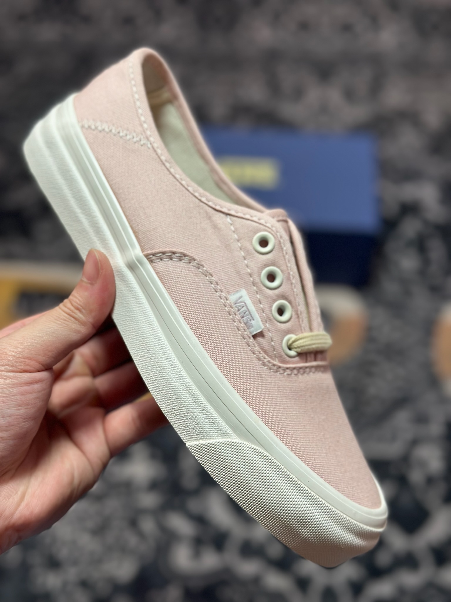 A1130 Vans Authentic 44 Premium 粉色 万斯官方 舒适简约时尚低帮帆布鞋 VN000D4YFBM