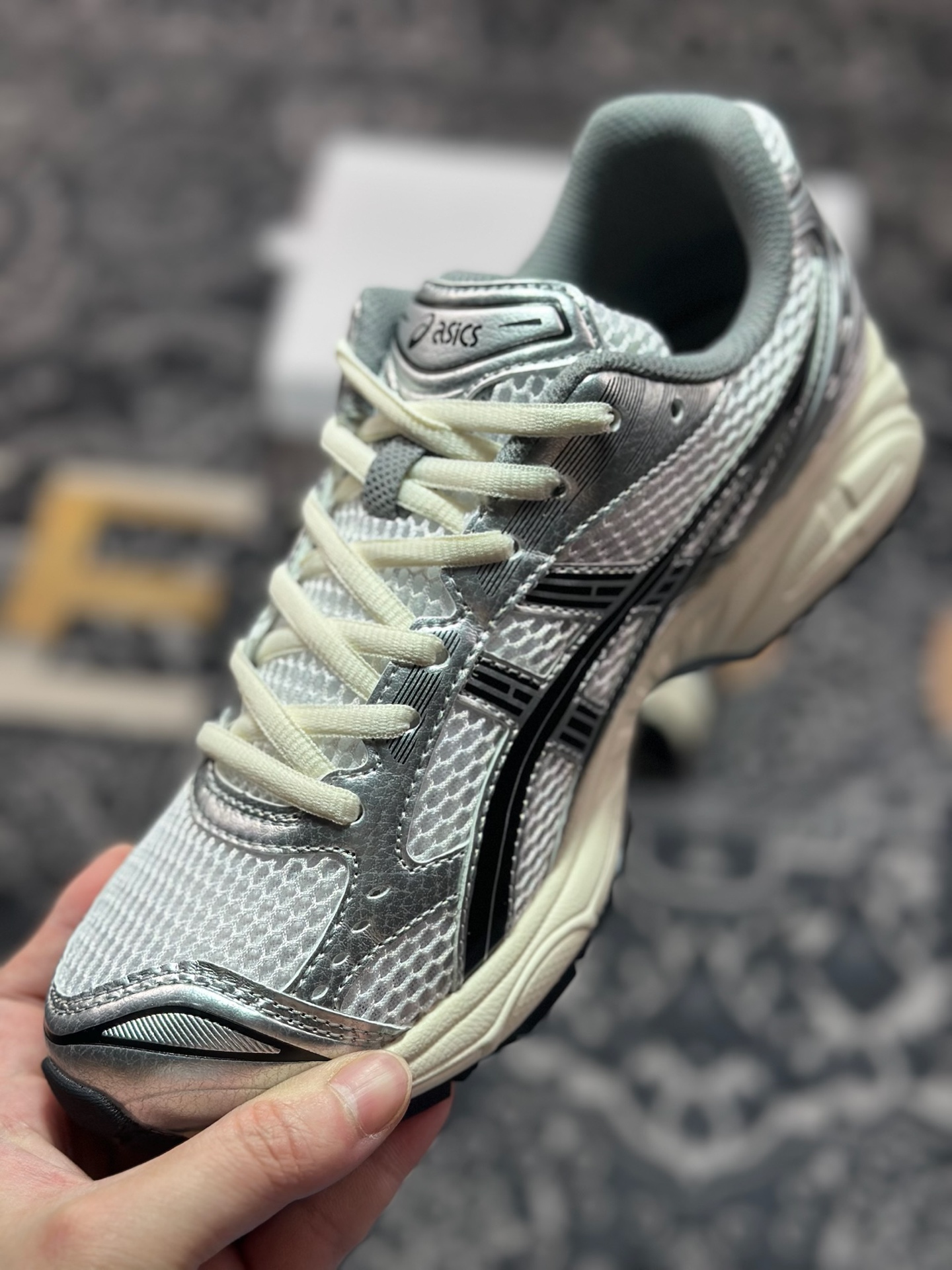A9220 原装级别 Asics 亚瑟士 GEL-Kayano 14 低帮运动休闲跑步鞋 1201A457-101-Chinese UA Cheap High Quatity Brand Clothes Bags handbags Sneakers wholesale wholesaler seller from China Factory suppliers Fashion Clothing Shoes best Quality Beautiful Price A9220 原装级别 Asics 亚瑟士 GEL-Kayano 14 低帮运动休闲跑步鞋 1201A457-101