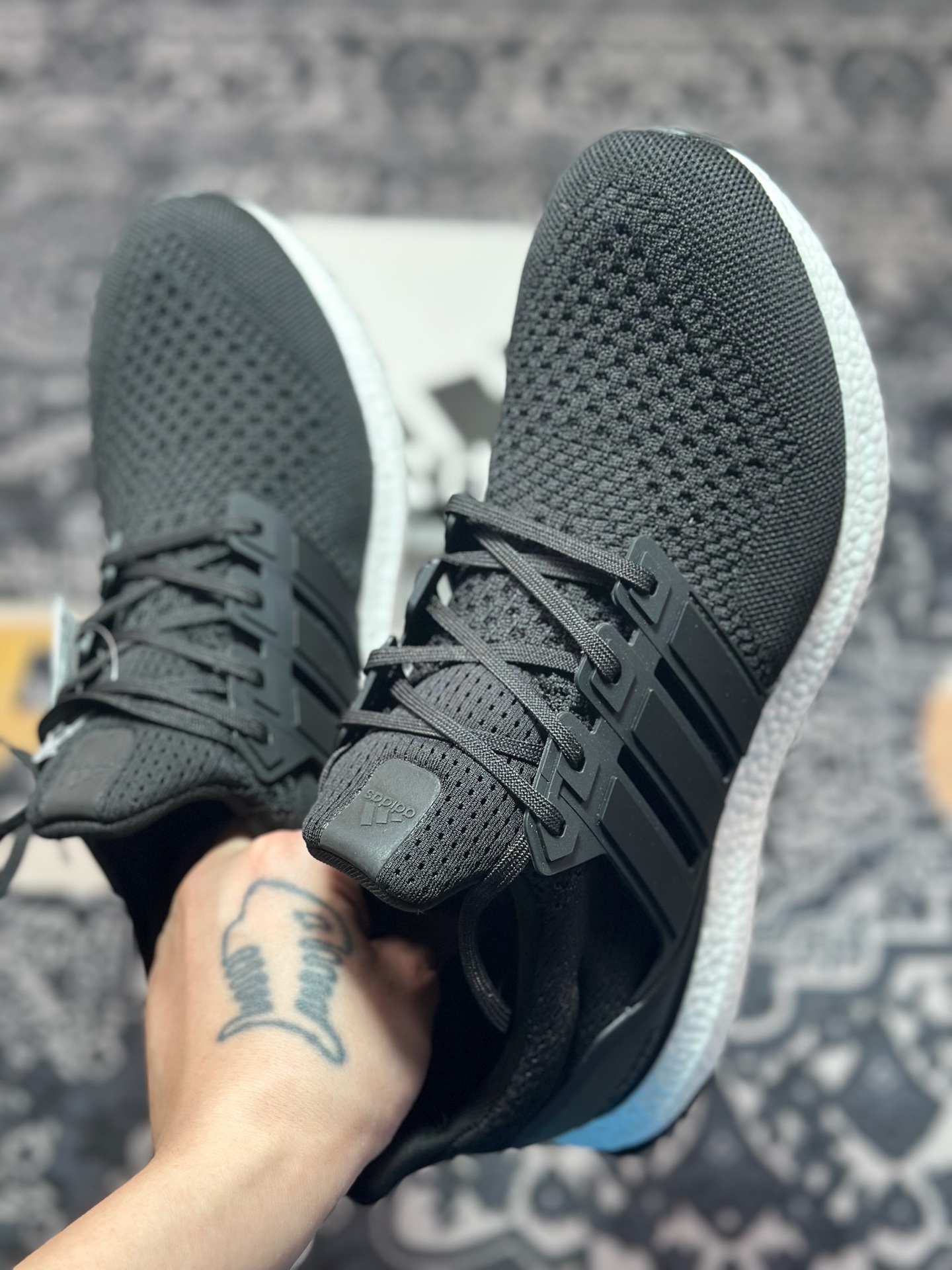 A6200 原装级别 adidas Ultraboost 1.0 厚底 抗扭转 舒适潮流减震 中帮 休闲训练长跑跑步鞋 男女款 黑白 HQ4201