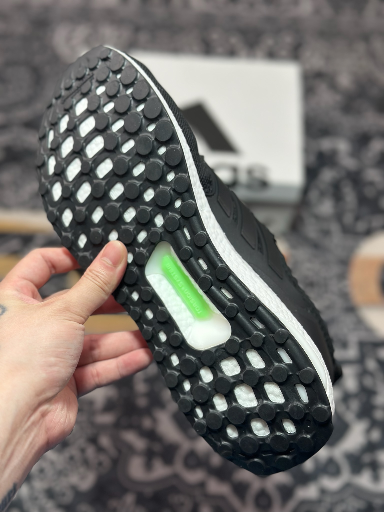 A6200 原装级别 adidas Ultraboost 1.0 厚底 抗扭转 舒适潮流减震 中帮 休闲训练长跑跑步鞋 男女款 黑白 HQ4201