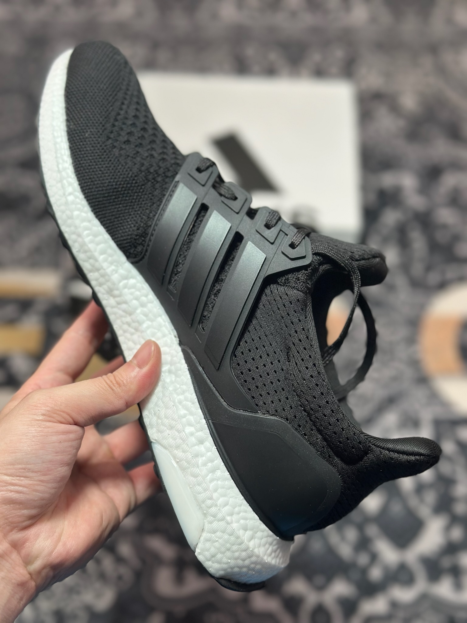 A6200 原装级别 adidas Ultraboost 1.0 厚底 抗扭转 舒适潮流减震 中帮 休闲训练长跑跑步鞋 男女款 黑白 HQ4201