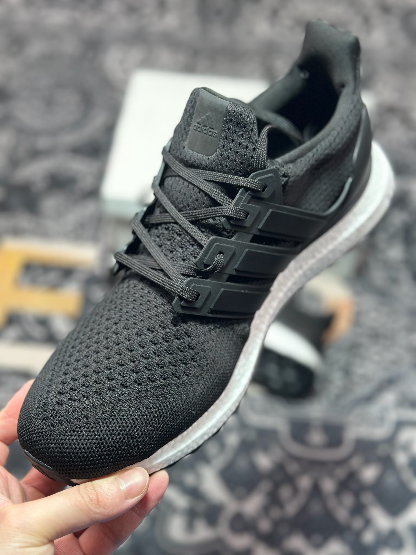 A6200 原装级别 adidas Ultraboost 1.0 厚底 抗扭转 舒适潮流减震 中帮 休闲训练长跑跑步鞋 男女款 黑白 HQ4201
