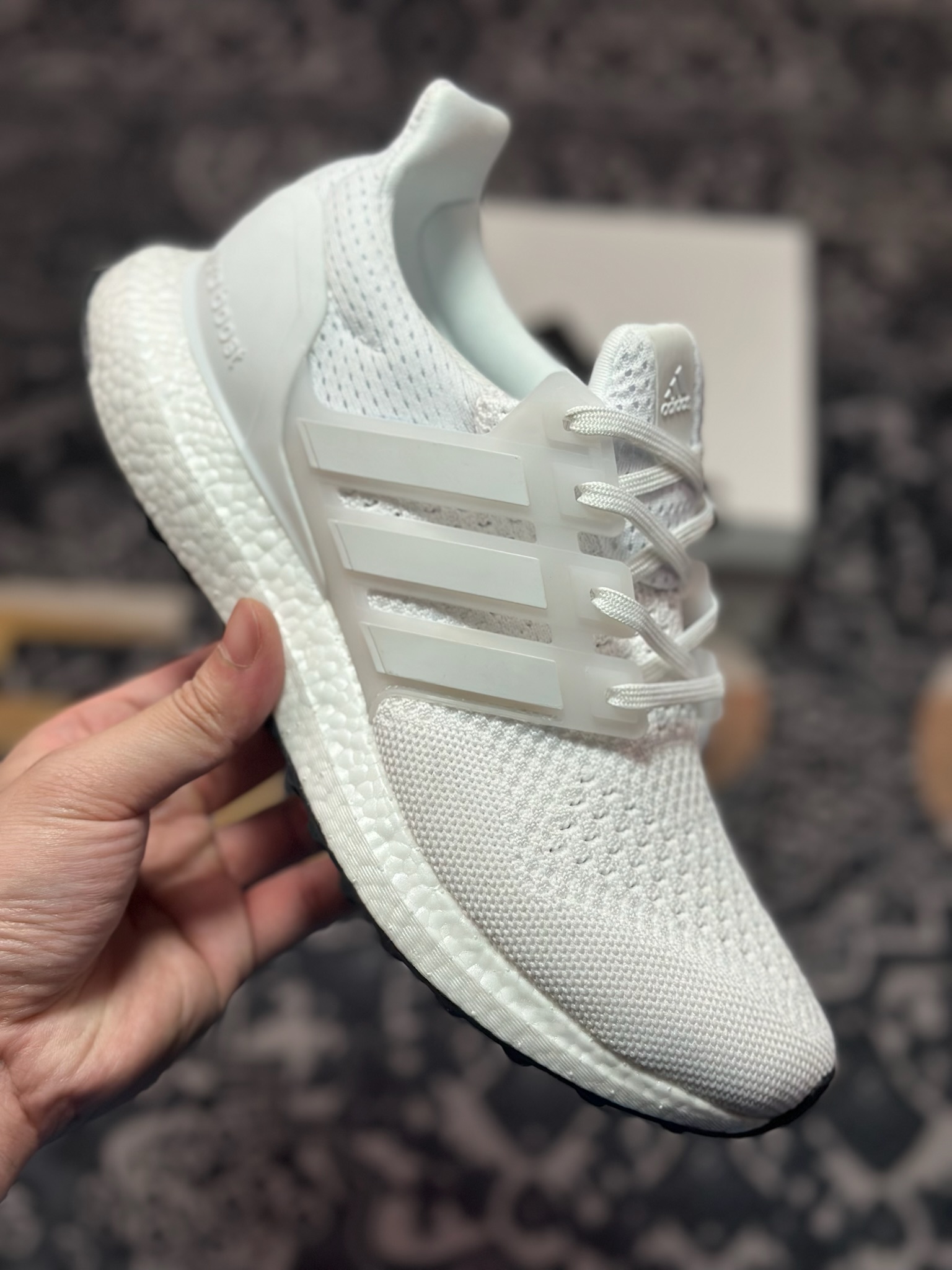 A6200 原装级别 adidas Ultraboost 1.0 厚底 抗扭转 舒适潮流减震 中帮 休闲训练长跑跑步鞋 男女款 黑白 HQ4202-Chinese UA Cheap High Quatity Brand Clothes Bags handbags Sneakers wholesale wholesaler seller from China Factory suppliers Fashion Clothing Shoes best Quality Beautiful Price A6200 原装级别 adidas Ultraboost 1.0 厚底 抗扭转 舒适潮流减震 中帮 休闲训练长跑跑步鞋 男女款 黑白 HQ4202