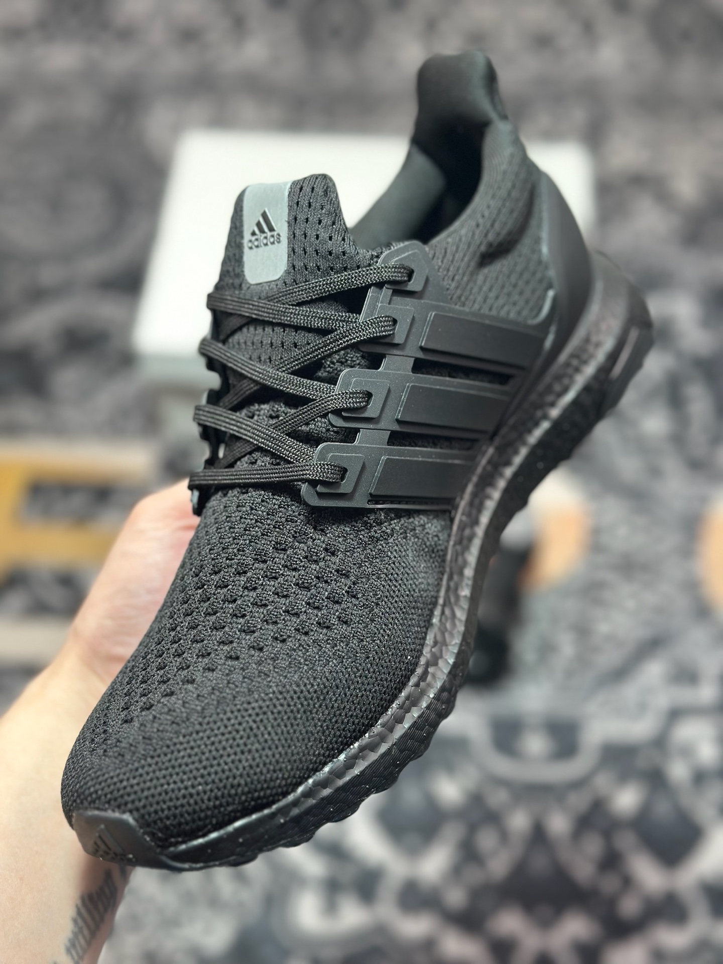 A6200 原装级别 adidas Ultraboost 1.0 厚底 抗扭转 舒适潮流减震 中帮 休闲训练长跑跑步鞋 男女款 黑白 HQ4199-Chinese UA Cheap High Quatity Brand Clothes Bags handbags Sneakers wholesale wholesaler seller from China Factory suppliers Fashion Clothing Shoes best Quality Beautiful Price A6200 原装级别 adidas Ultraboost 1.0 厚底 抗扭转 舒适潮流减震 中帮 休闲训练长跑跑步鞋 男女款 黑白 HQ4199