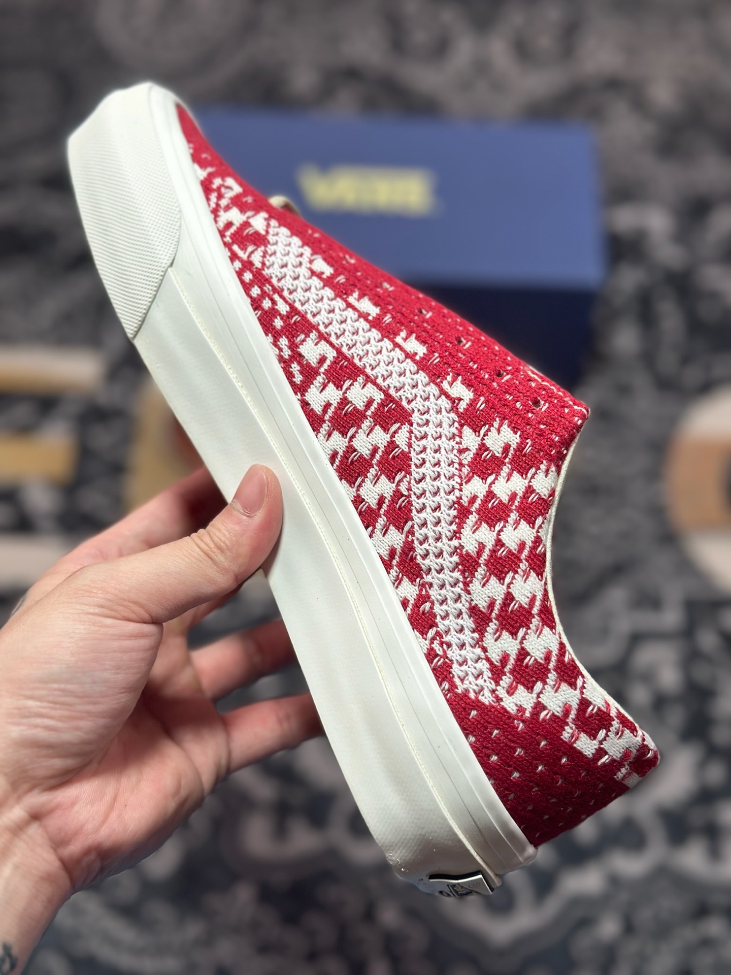 A3150 Vans Old Skool 36 EK 编织系列 Vans Premium 高阶支线 VN000D8HHR0 黑色 VN000D8HESW 红色-Chinese UA Cheap High Quatity Brand Clothes Bags handbags Sneakers wholesale wholesaler seller from China Factory suppliers Fashion Clothing Shoes best Quality Beautiful Price A3150 Vans Old Skool 36 EK 编织系列 Vans Premium 高阶支线 VN000D8HHR0 黑色 VN000D8HESW 红色