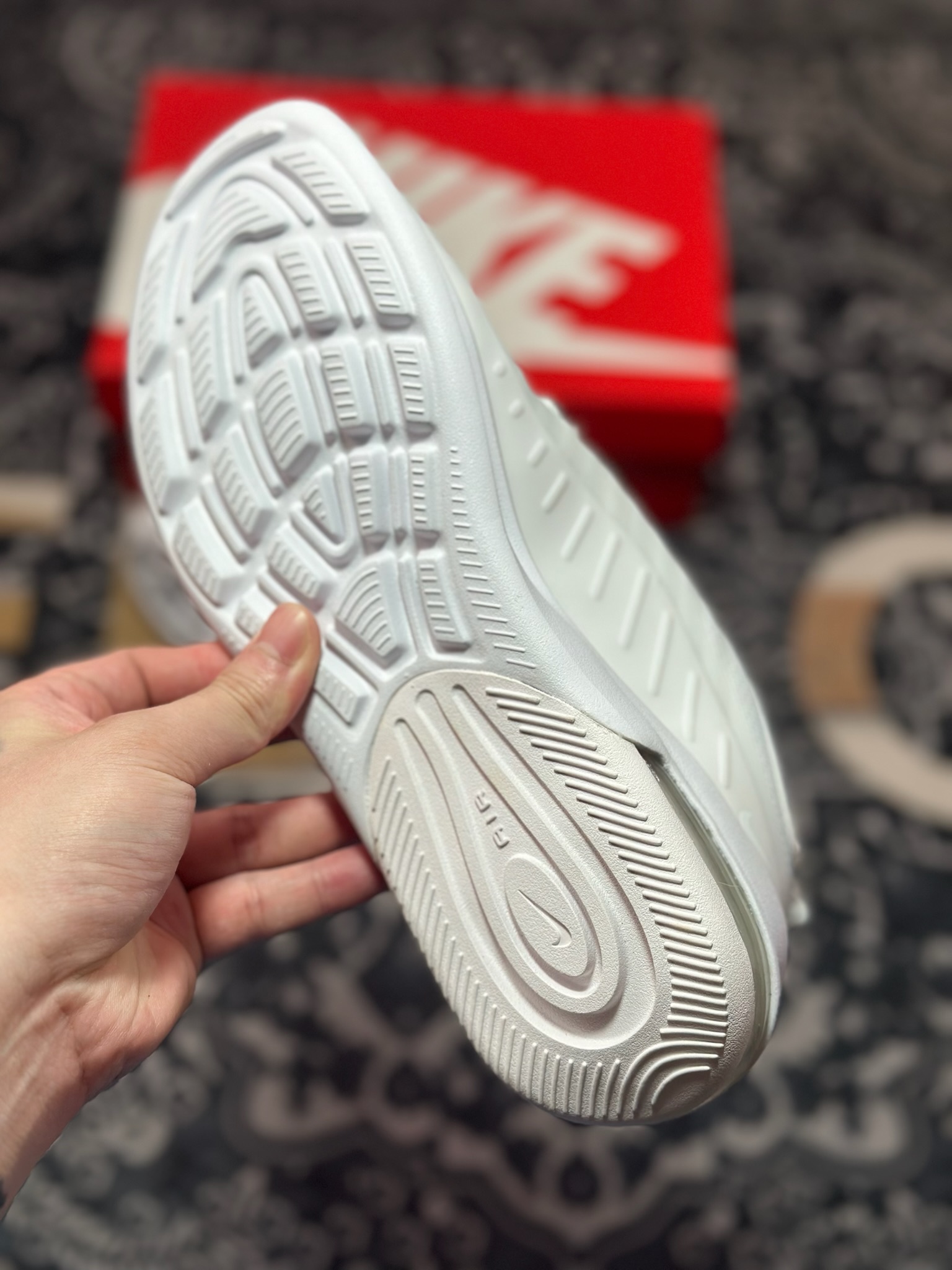 A5180 原装级别 NK Air Max Axis 半掌气垫 简约百搭休闲运动鞋 AA2168-100