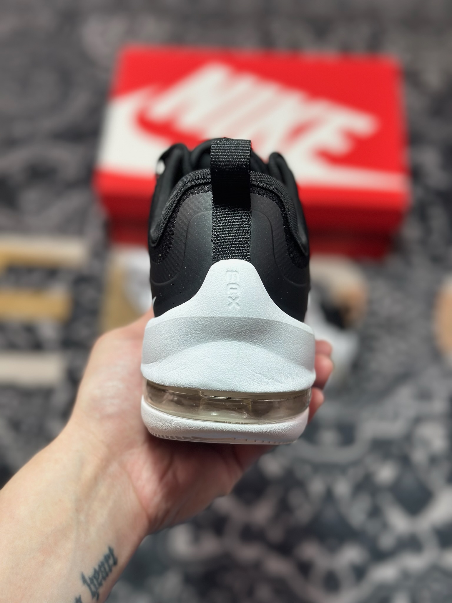 A5180 原装级别 NK Air Max Axis 半掌气垫 简约百搭休闲运动鞋 AA2146-003-Chinese UA Cheap High Quatity Brand Clothes Bags handbags Sneakers wholesale wholesaler seller from China Factory suppliers Fashion Clothing Shoes best Quality Beautiful Price A5180 原装级别 NK Air Max Axis 半掌气垫 简约百搭休闲运动鞋 AA2146-003