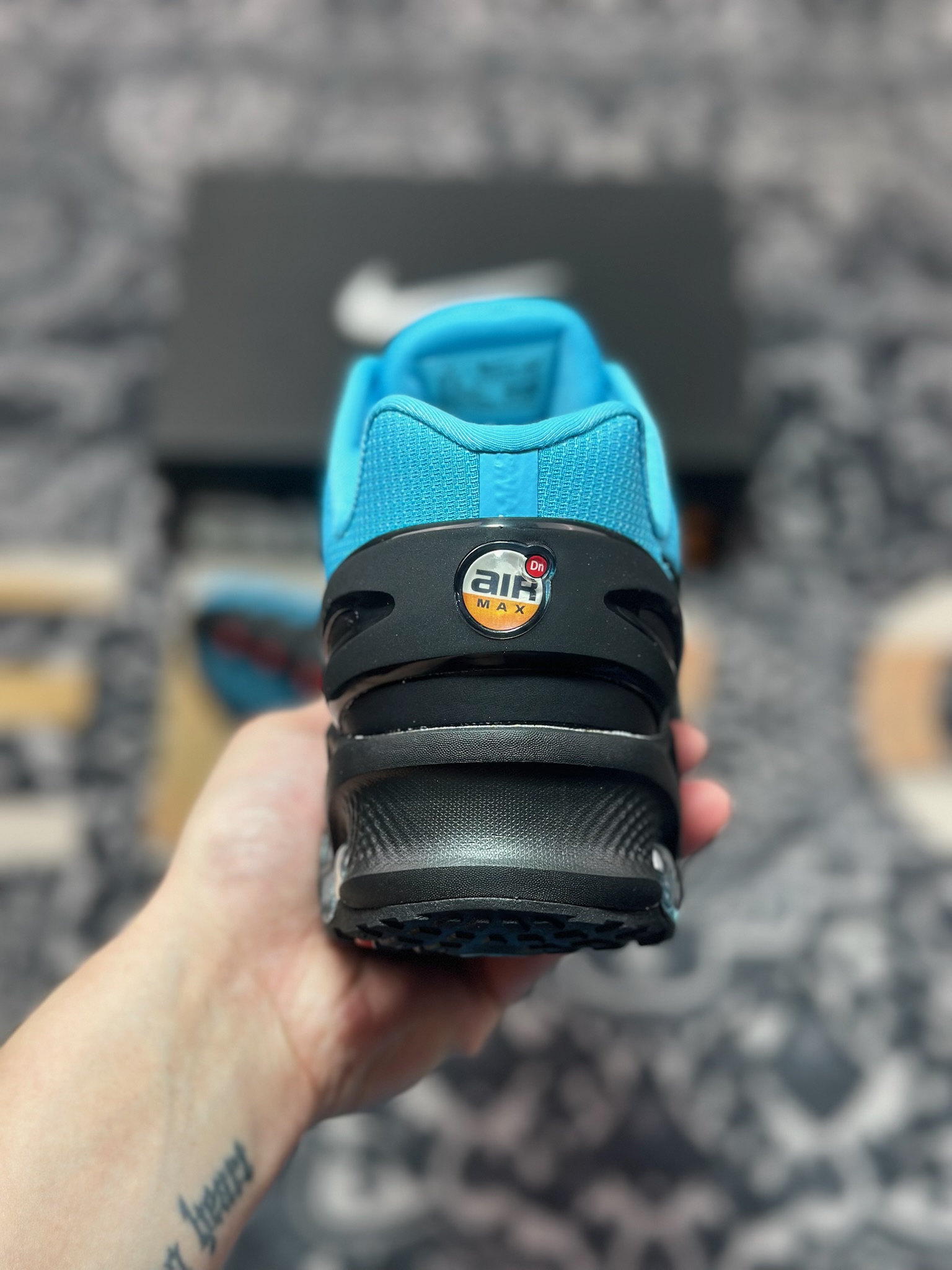 A6190 原装级别 Nk Air Max Dn8 耐克运动舒适减震气垫跑步鞋 FQ7860-047