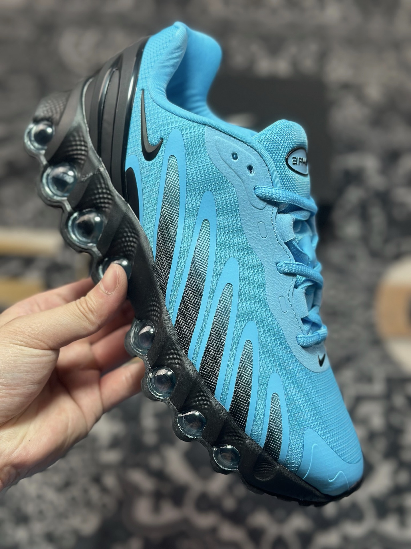 A6190 原装级别 Nk Air Max Dn8 耐克运动舒适减震气垫跑步鞋 FQ7860-047