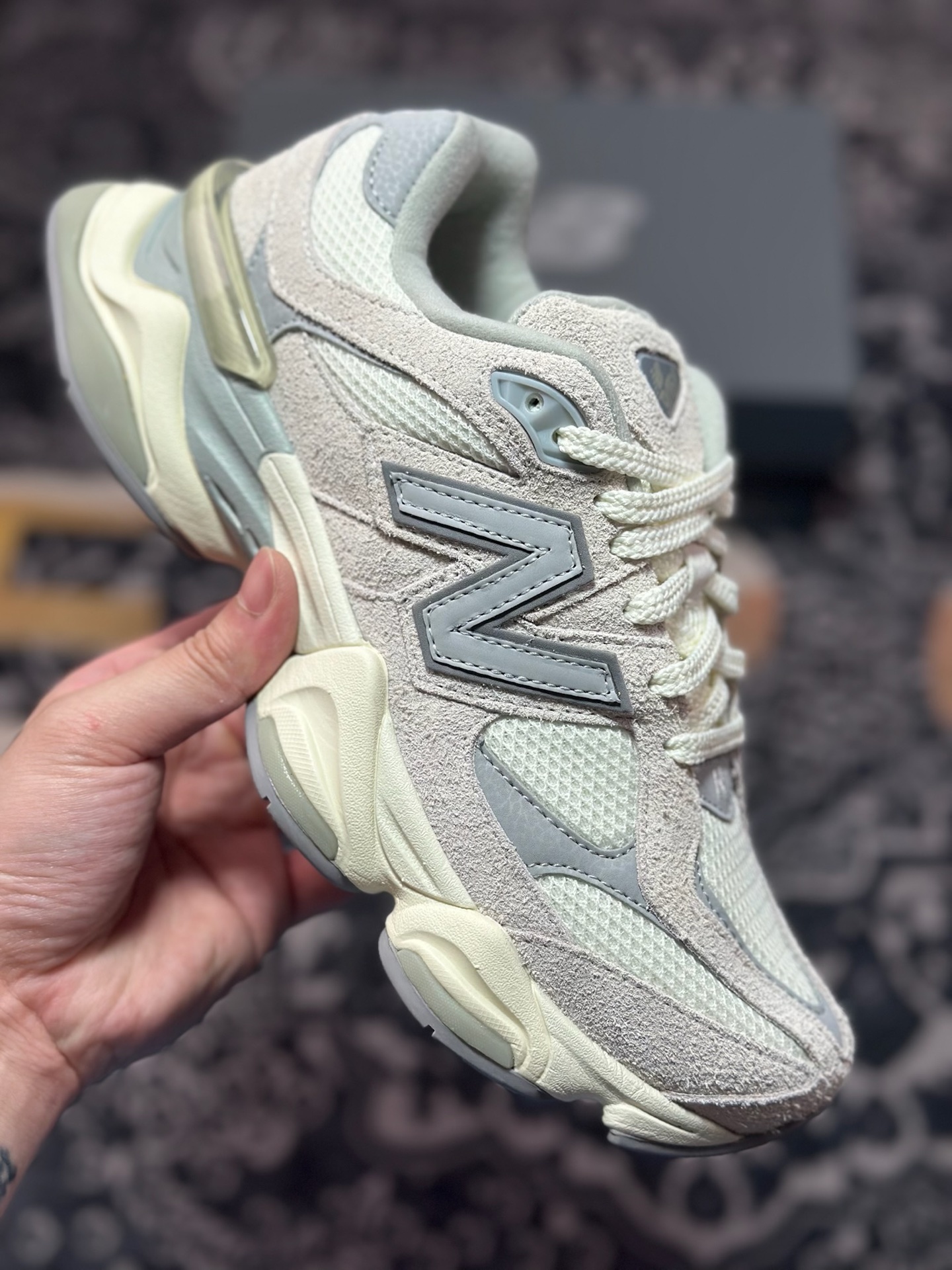 A8220 原装级别 New Balance NB9060 复古休闲运动灰白！ U9060HSC