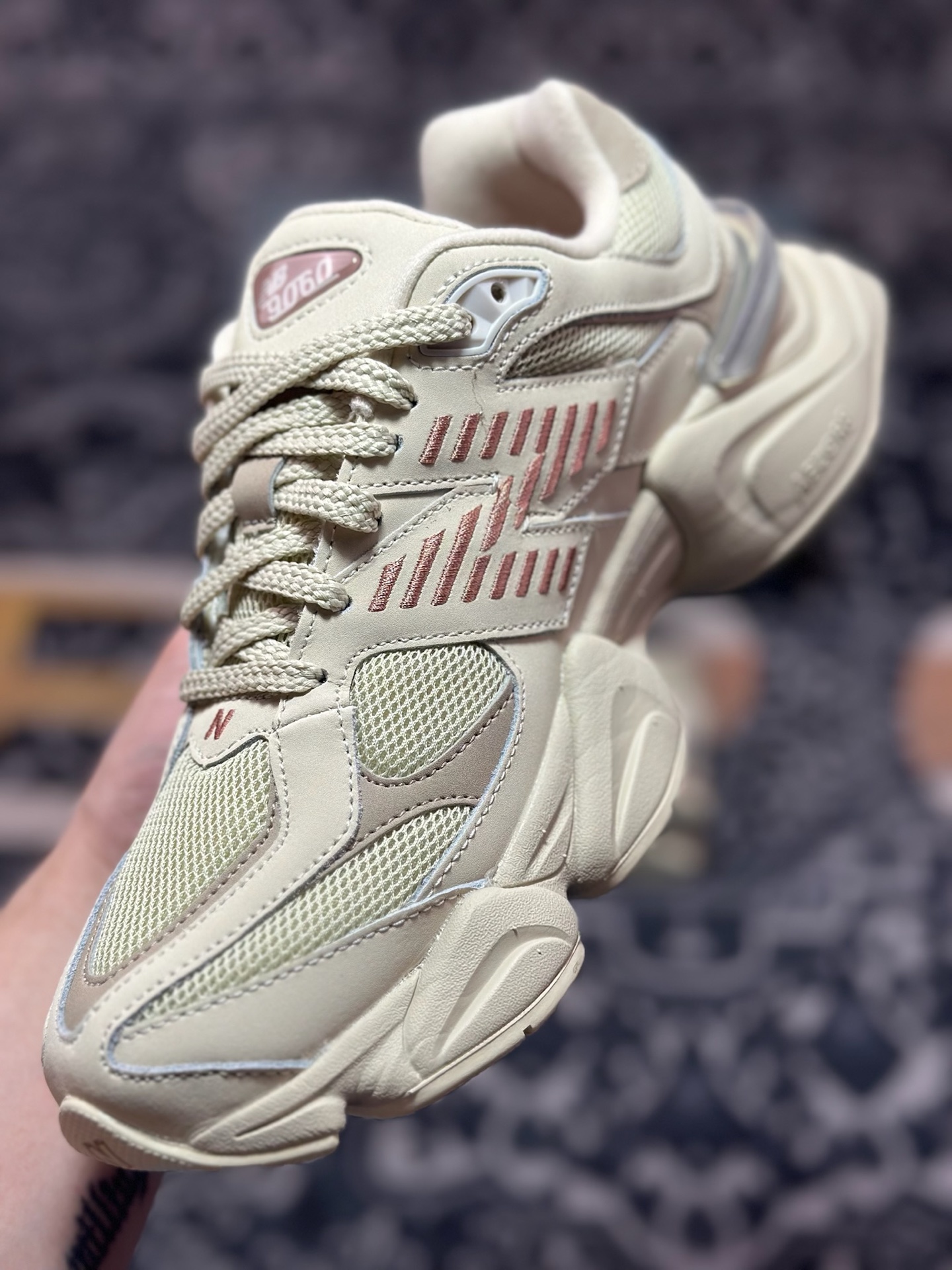 A8220 原装级别 New Balance NB9060 复古休闲运动杏白枣红 U9060ZGC