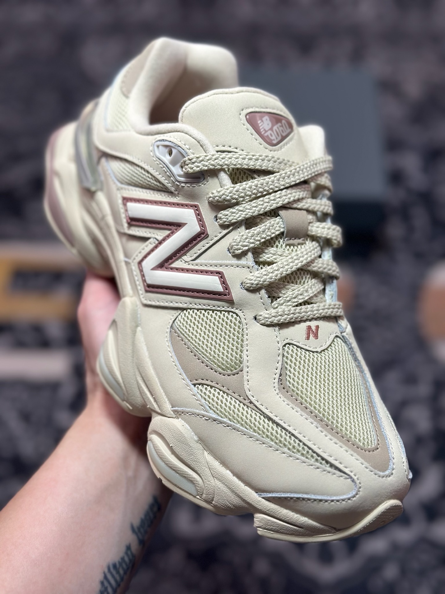 A8220 原装级别 New Balance NB9060 复古休闲运动杏白枣红 U9060ZGC