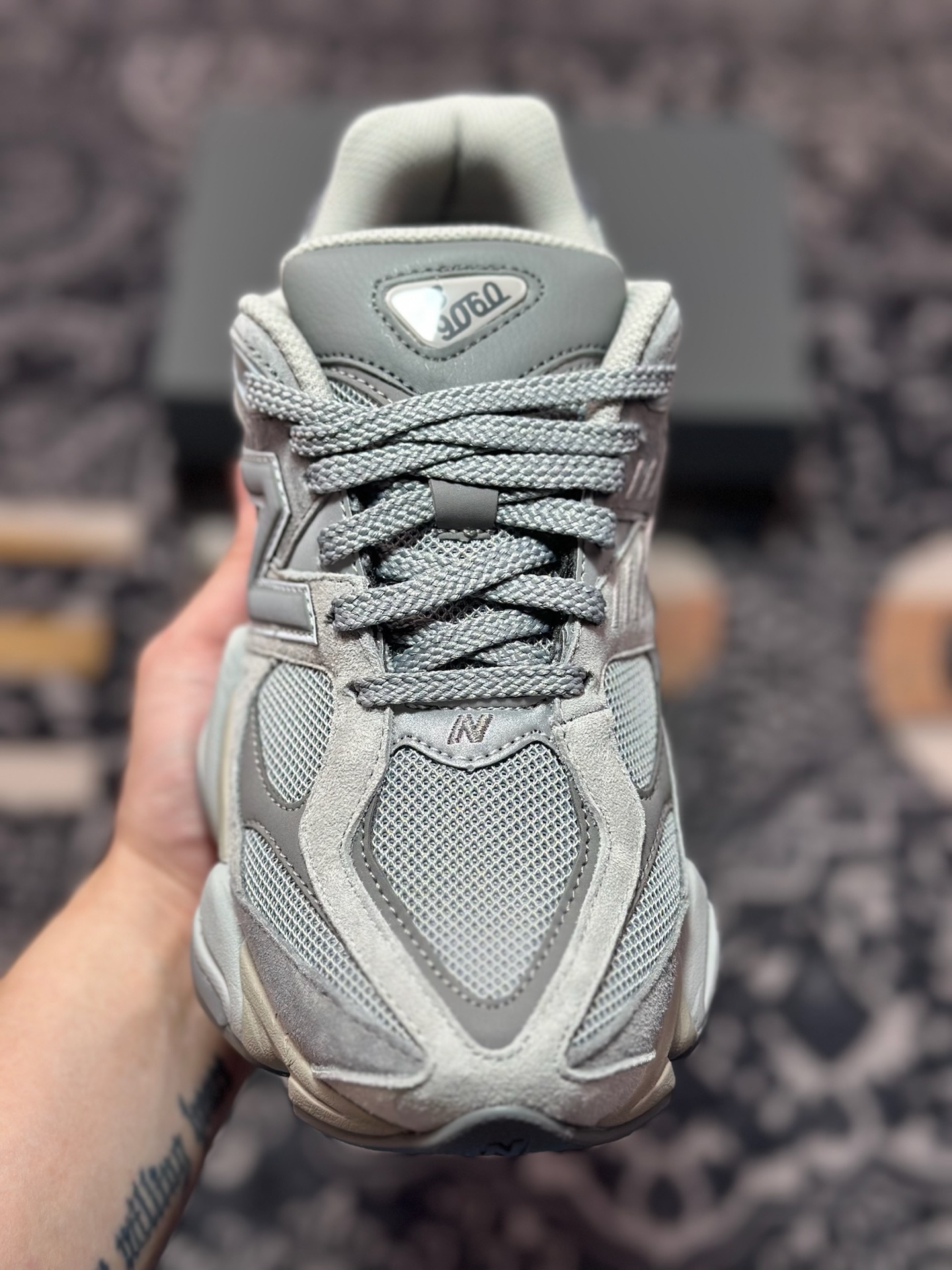 A8220 原装级别 New Balance NB9060 复古休闲运动深灰 U9060GG-Chinese UA Cheap High Quatity Brand Clothes Bags handbags Sneakers wholesale wholesaler seller from China Factory suppliers Fashion Clothing Shoes best Quality Beautiful Price A8220 原装级别 New Balance NB9060 复古休闲运动深灰 U9060GG