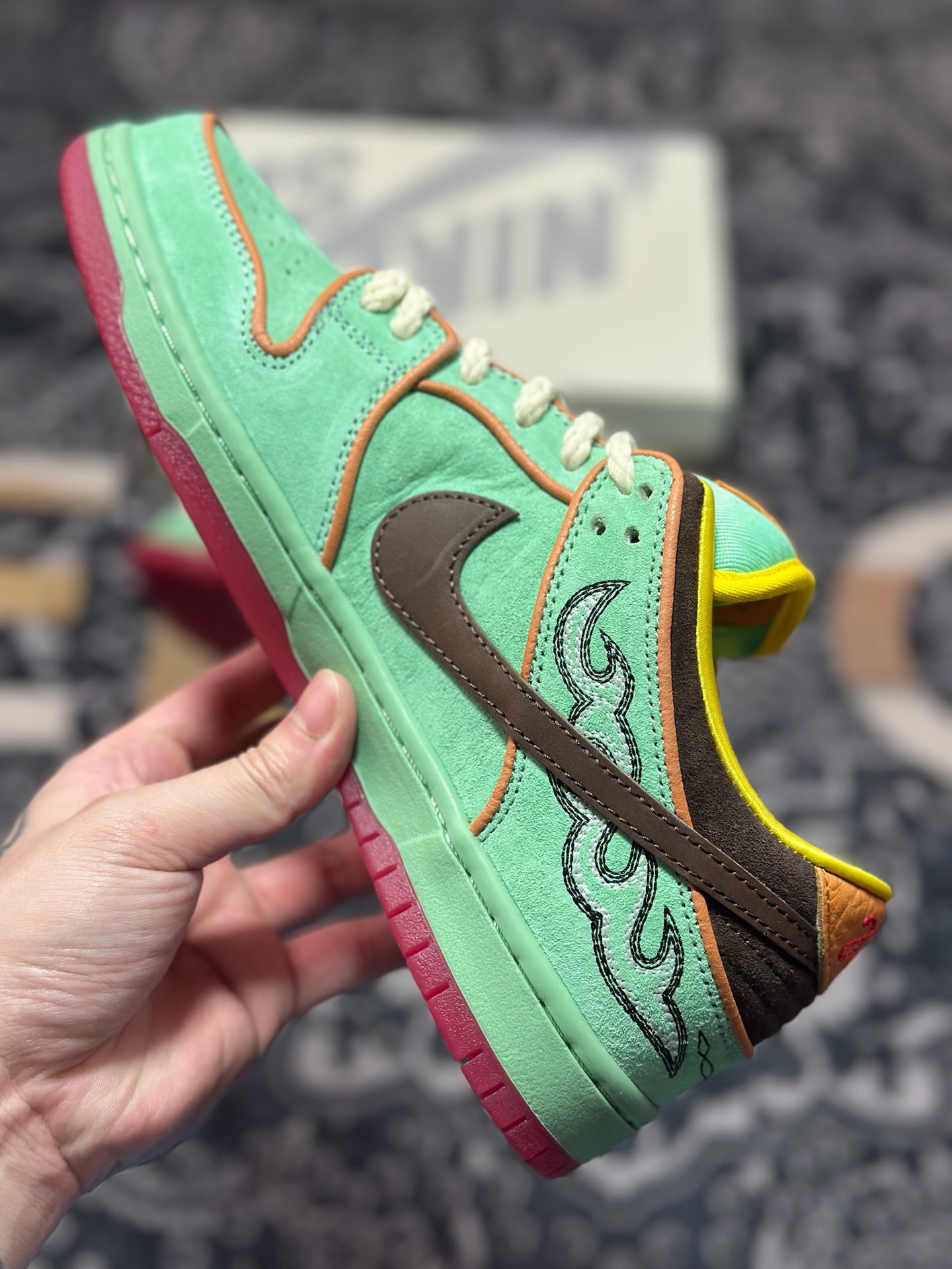 C2360 Nike SB Dunk Low ”Tourmaline” 黑人月 低帮休闲滑板鞋 HF3058-300