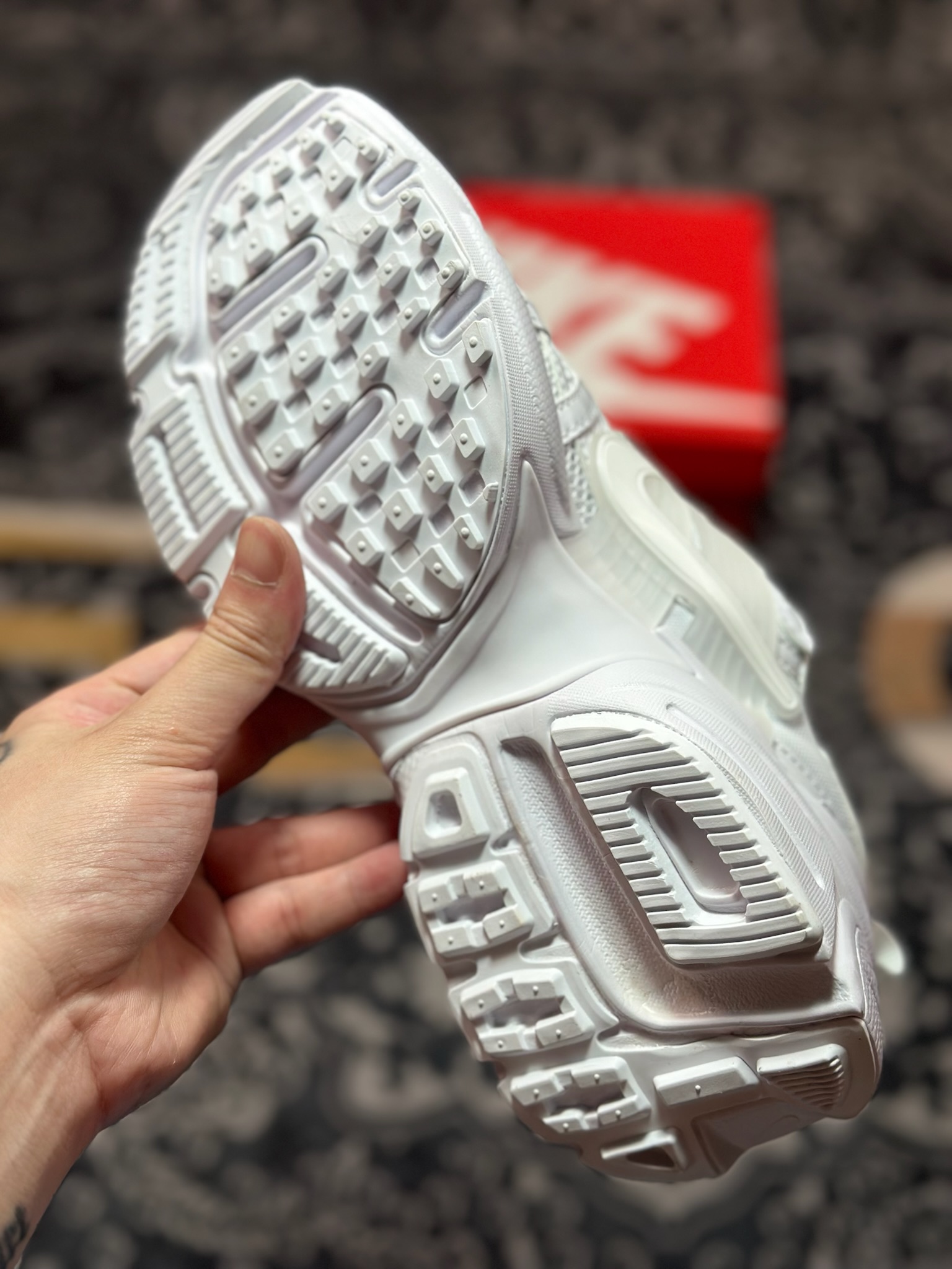 A7200 原装级别 Nk V2K Runtekk Run 减震防滑复古低帮跑步鞋 FD0736-113-Chinese UA Cheap High Quatity Brand Clothes Bags handbags Sneakers wholesale wholesaler seller from China Factory suppliers Fashion Clothing Shoes best Quality Beautiful Price A7200 原装级别 Nk V2K Runtekk Run 减震防滑复古低帮跑步鞋 FD0736-113