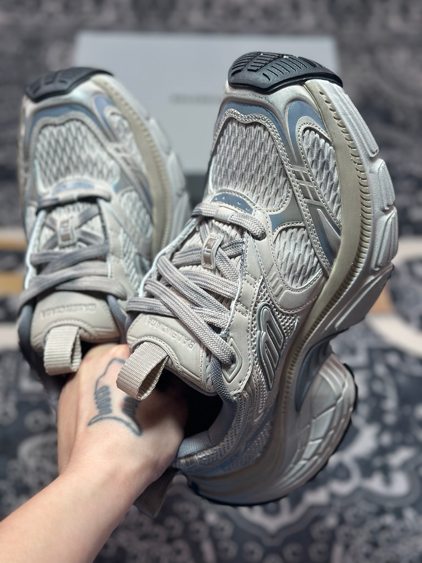 C7420 巴黎世家BALENCIAGA Cargo Sneaker 10XL船型系列低帮百搭休闲运动鞋“灰做旧”815859 W2MV2 2211-Chinese UA Cheap High Quatity Brand Clothes Bags handbags Sneakers wholesale wholesaler seller from China Factory suppliers Fashion Clothing Shoes best Quality Beautiful Price C7420 巴黎世家BALENCIAGA Cargo Sneaker 10XL船型系列低帮百搭休闲运动鞋“灰做旧”815859 W2MV2 2211