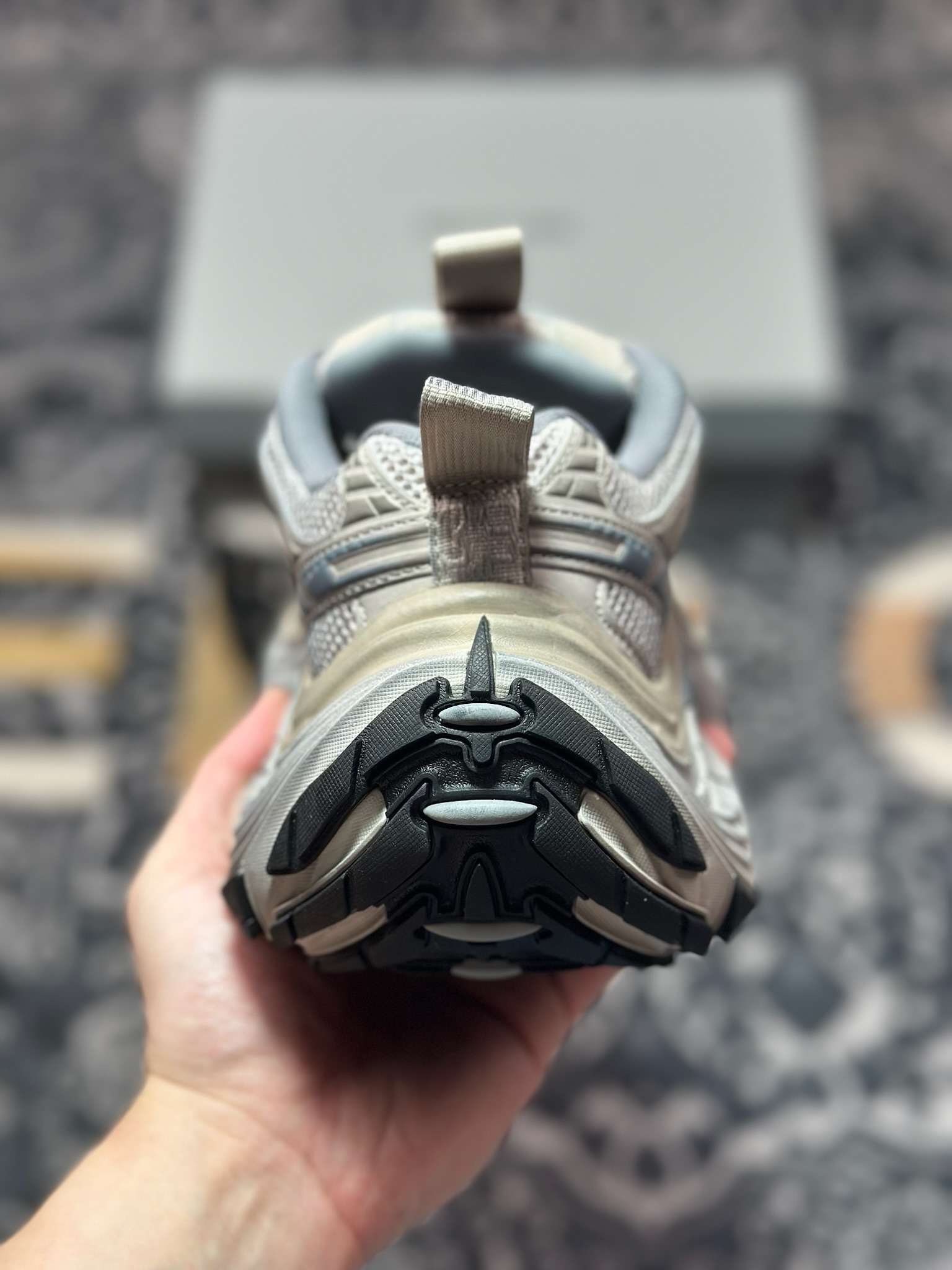 C7420 巴黎世家BALENCIAGA Cargo Sneaker 10XL船型系列低帮百搭休闲运动鞋“灰做旧”815859 W2MV2 2211-Chinese UA Cheap High Quatity Brand Clothes Bags handbags Sneakers wholesale wholesaler seller from China Factory suppliers Fashion Clothing Shoes best Quality Beautiful Price C7420 巴黎世家BALENCIAGA Cargo Sneaker 10XL船型系列低帮百搭休闲运动鞋“灰做旧”815859 W2MV2 2211