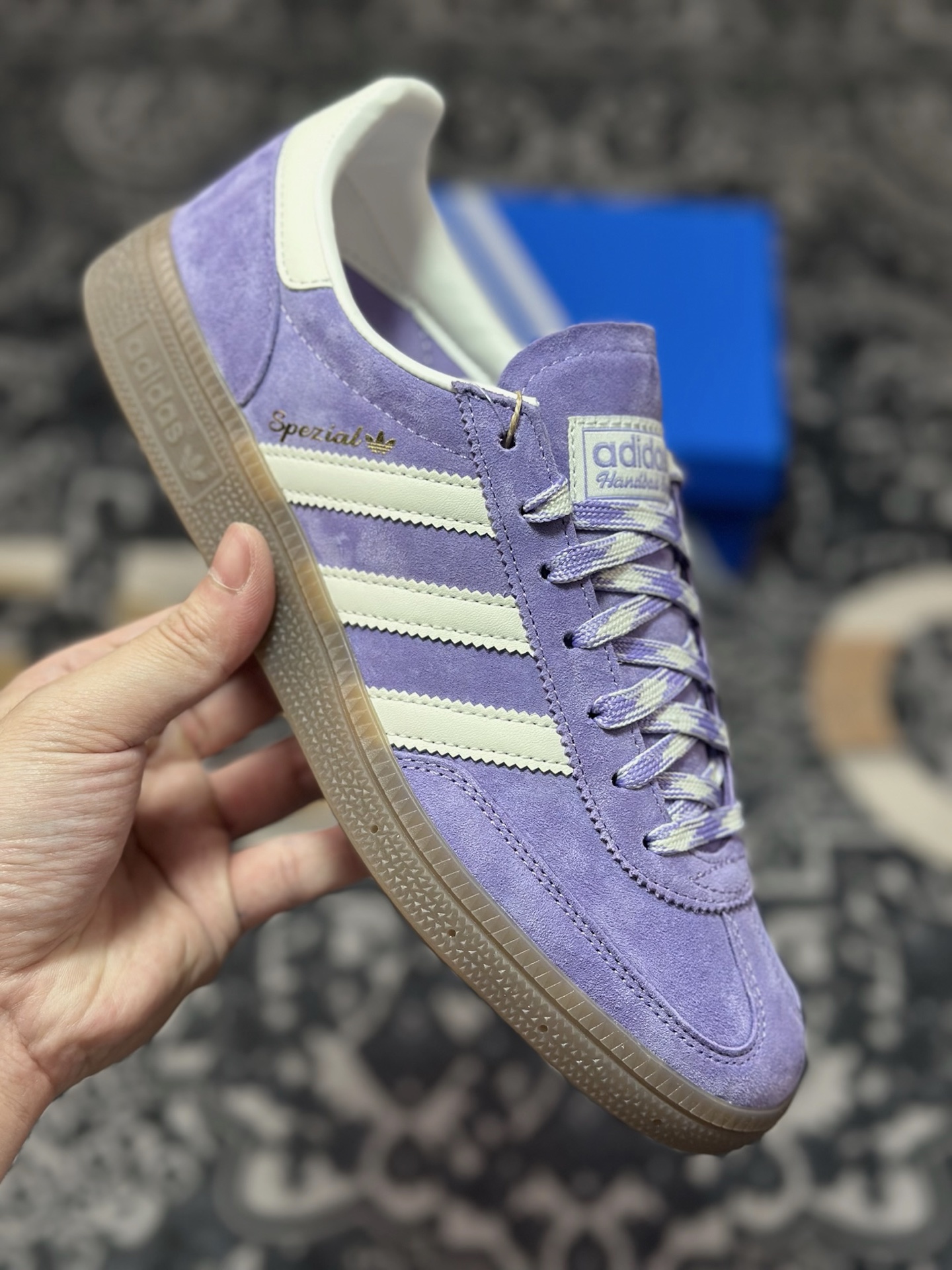 A7200 优选 原装级别 Adidas Handball Spezial 复古单品 阿迪达斯经典款复古休闲板鞋 KI5935-Chinese UA Cheap High Quatity Brand Clothes Bags handbags Sneakers wholesale wholesaler seller from China Factory suppliers Fashion Clothing Shoes best Quality Beautiful Price A7200 优选 原装级别 Adidas Handball Spezial 复古单品 阿迪达斯经典款复古休闲板鞋 KI5935