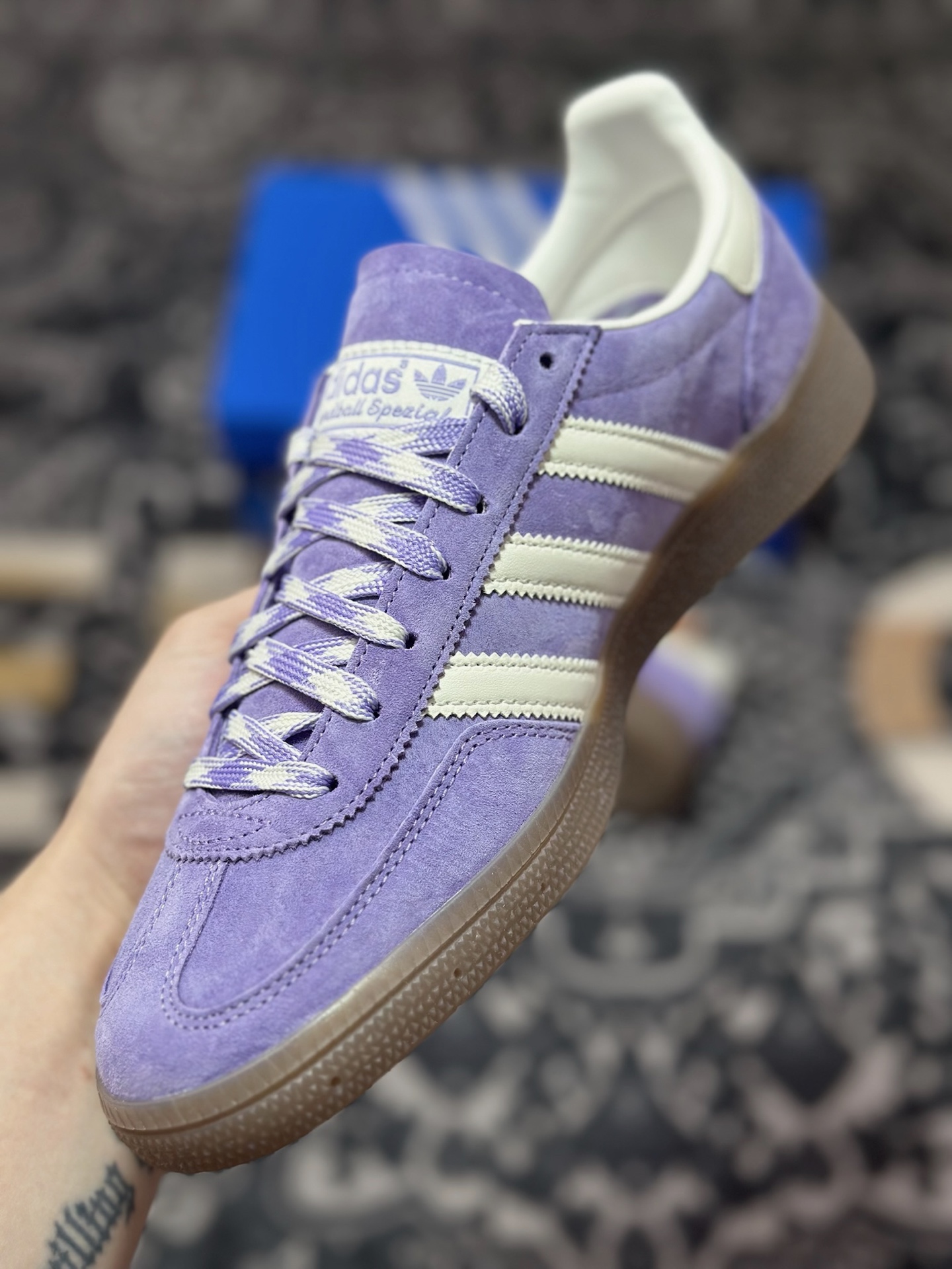 A7200 优选 原装级别 Adidas Handball Spezial 复古单品 阿迪达斯经典款复古休闲板鞋 KI5935-Chinese UA Cheap High Quatity Brand Clothes Bags handbags Sneakers wholesale wholesaler seller from China Factory suppliers Fashion Clothing Shoes best Quality Beautiful Price A7200 优选 原装级别 Adidas Handball Spezial 复古单品 阿迪达斯经典款复古休闲板鞋 KI5935